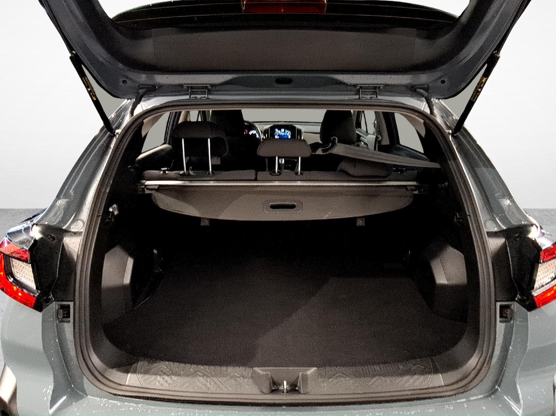 SUBARU Crosstrek 2.0i e-Boxer Swiss Plus-image-11