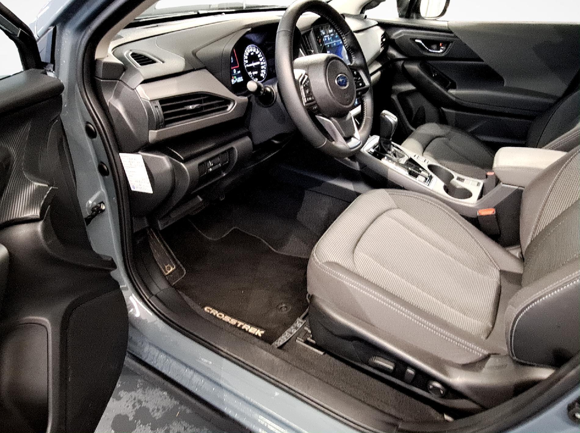 SUBARU Crosstrek 2.0i e-Boxer Swiss Plus-image-12