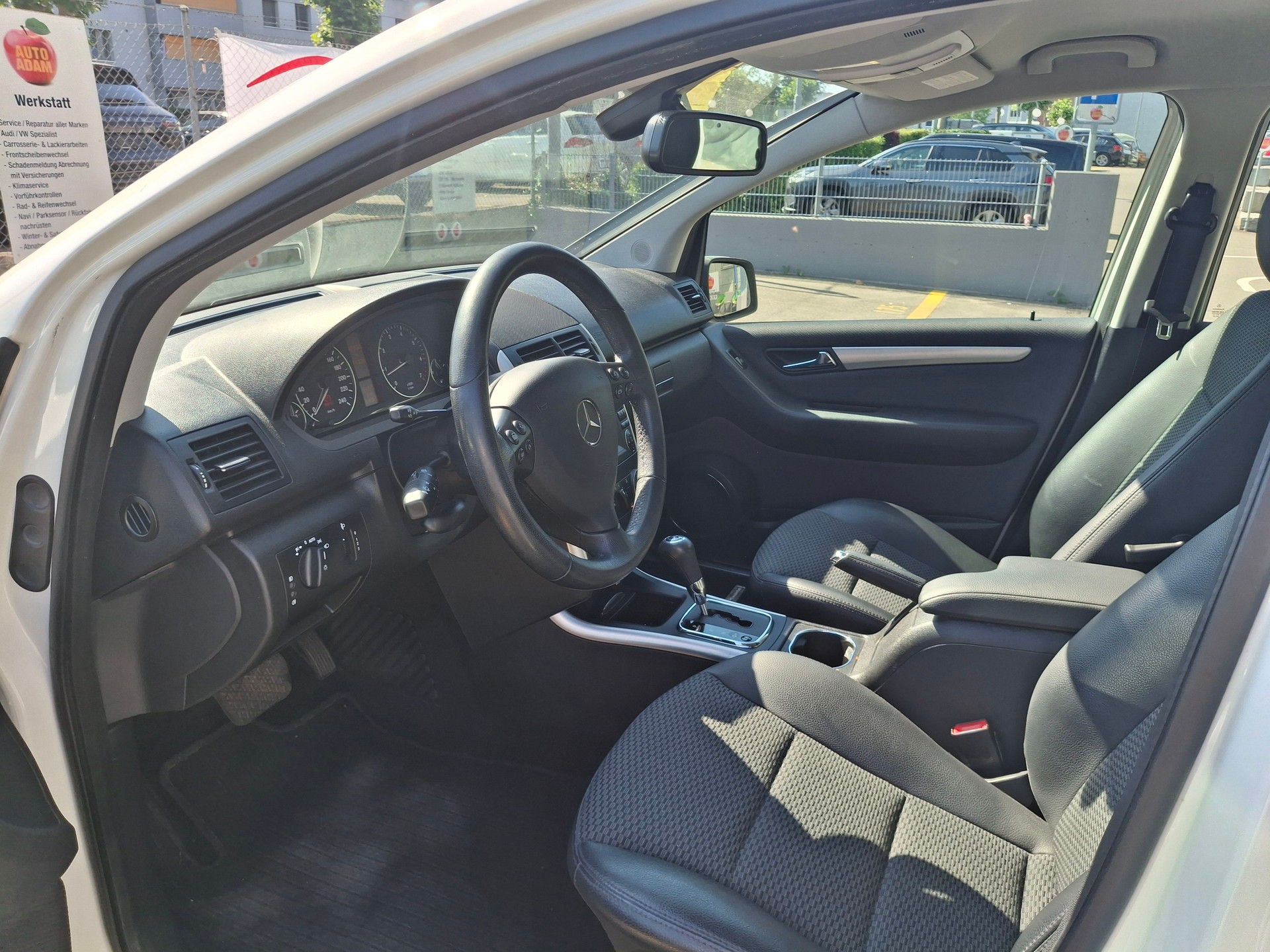 MERCEDES-BENZ A 180 (170) Avantgarde Autotronic-image-23