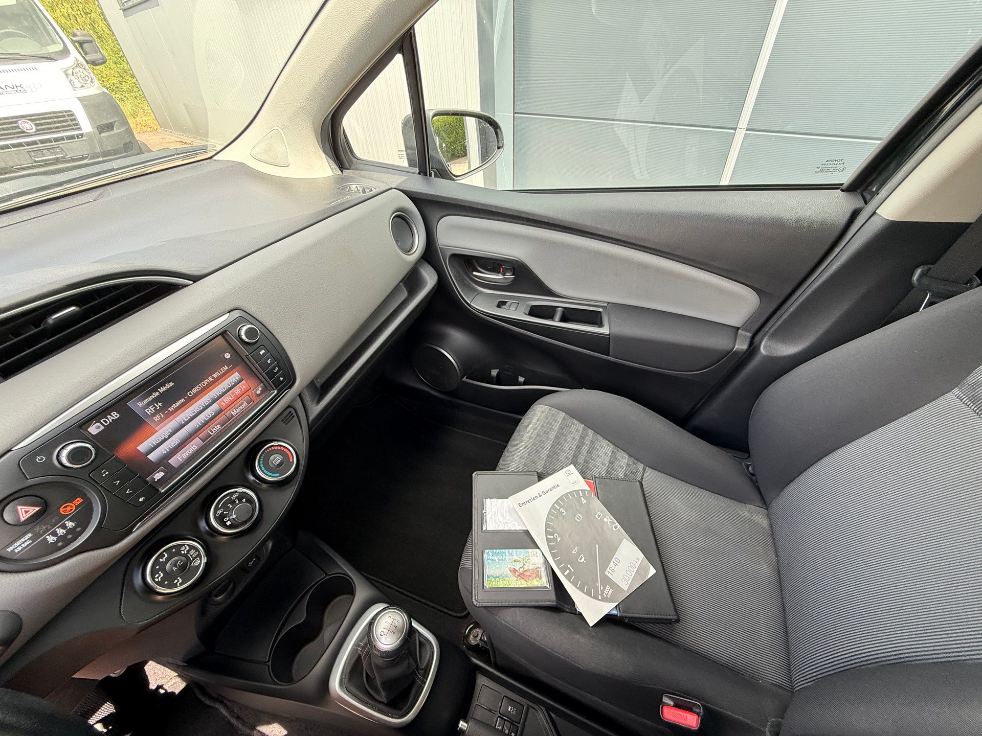 TOYOTA Yaris 1.33 Trend-image-7