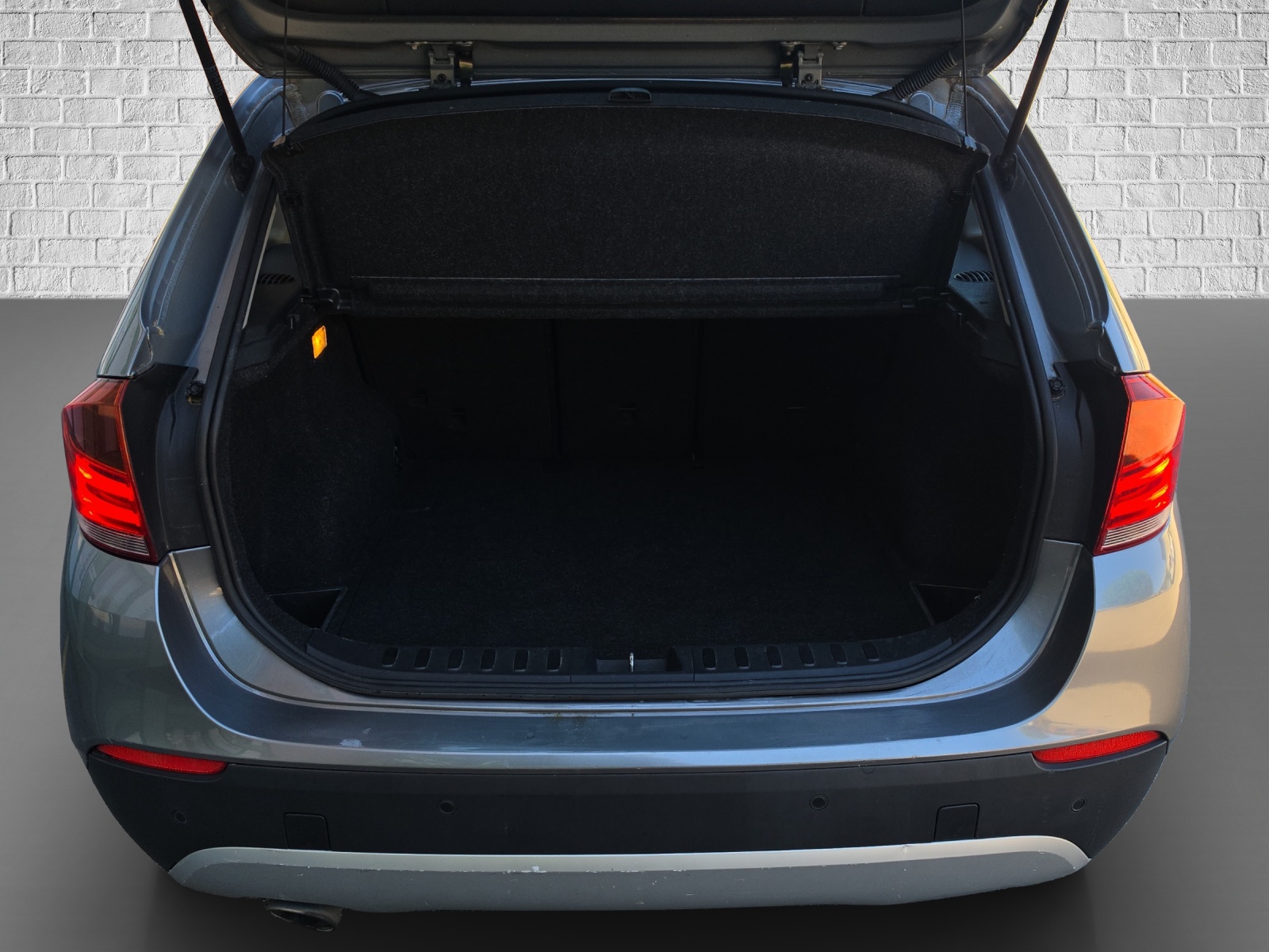 BMW X1 xDrive 23d Steptronic-image-18