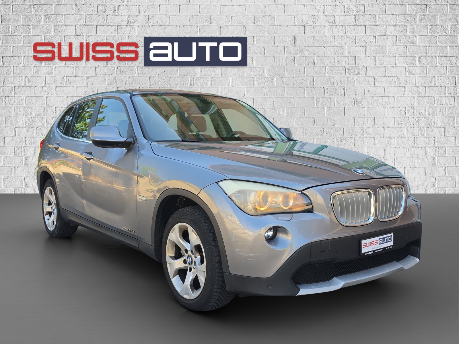 BMW X1 xDrive 23d Steptronic-showroom-element-2