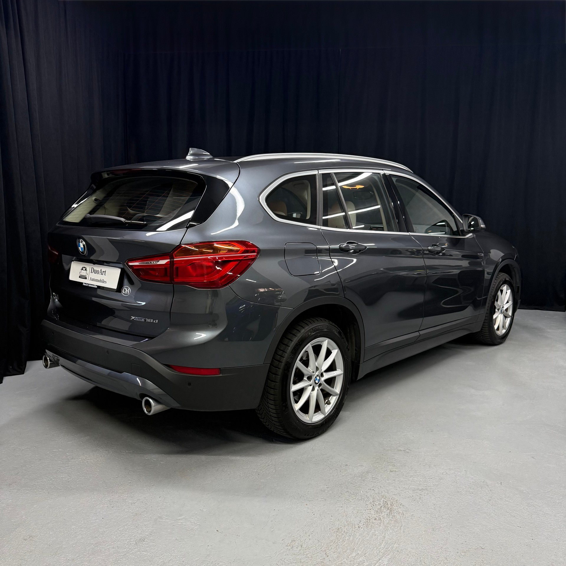 BMW X1 xDrive 18d Steptronic-image-6