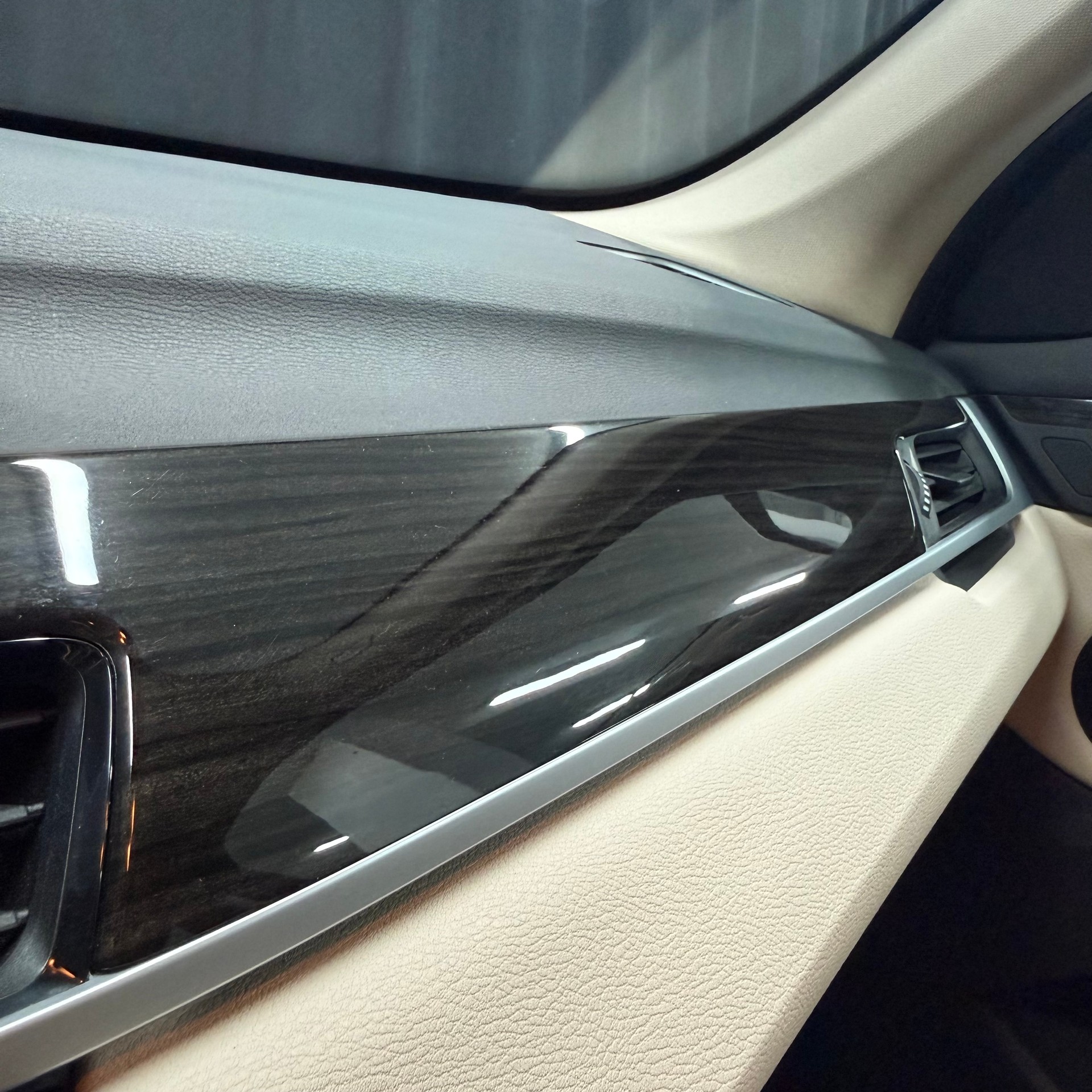 BMW X1 xDrive 18d Steptronic-image-10