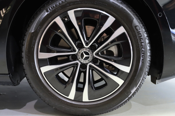 MERCEDES-BENZ A 200 7G-DCT-image-12