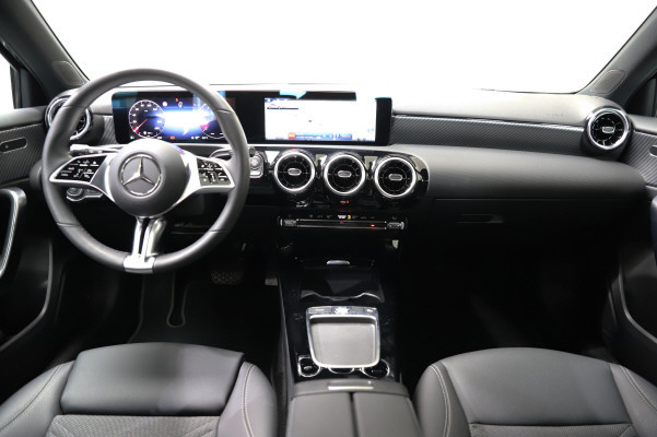 Image MERCEDES-BENZ A-200 A 200 7G-DCT