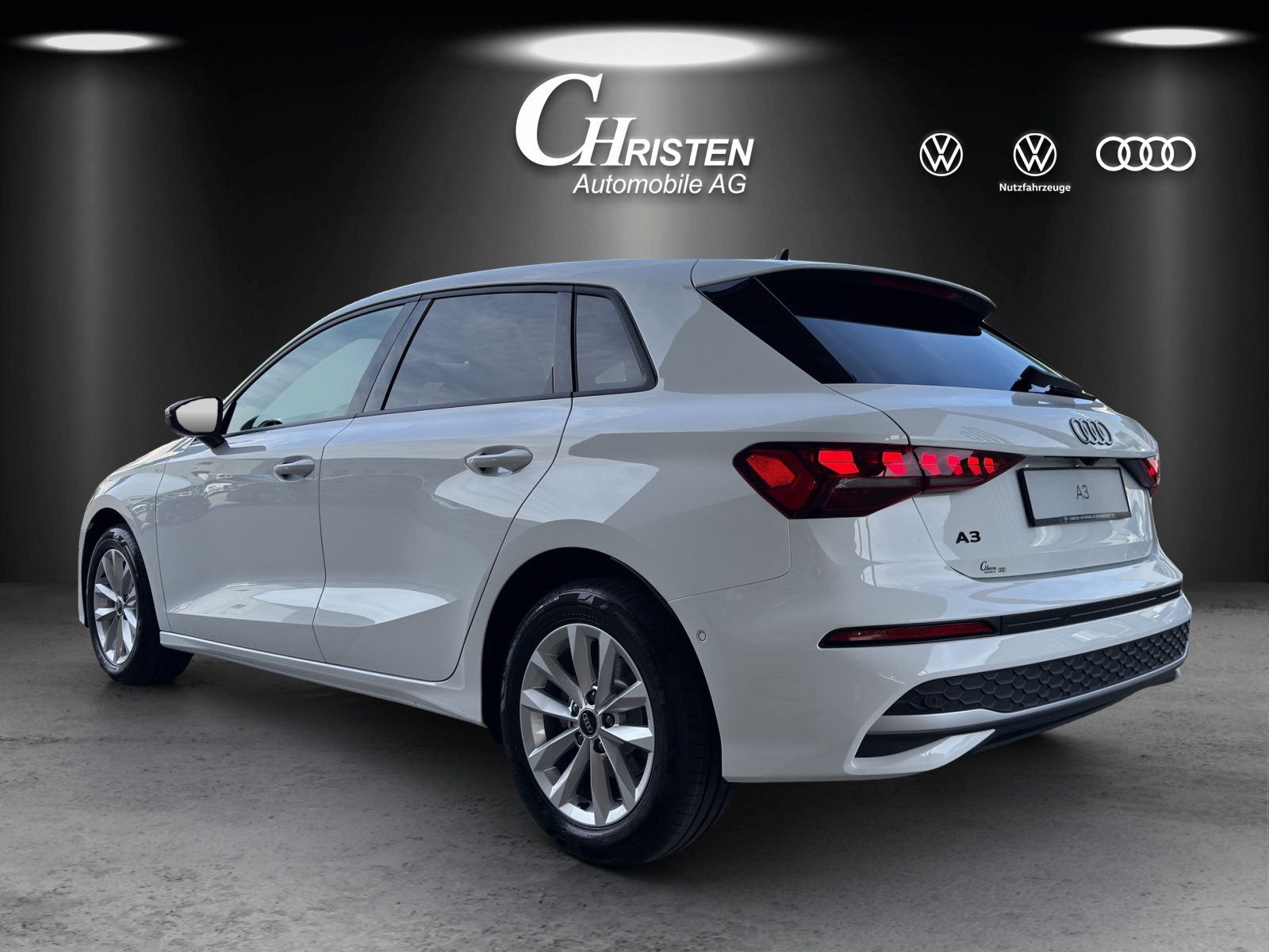AUDI A3 Sportback TFSI 110 kW Attraction S tronic-image-3