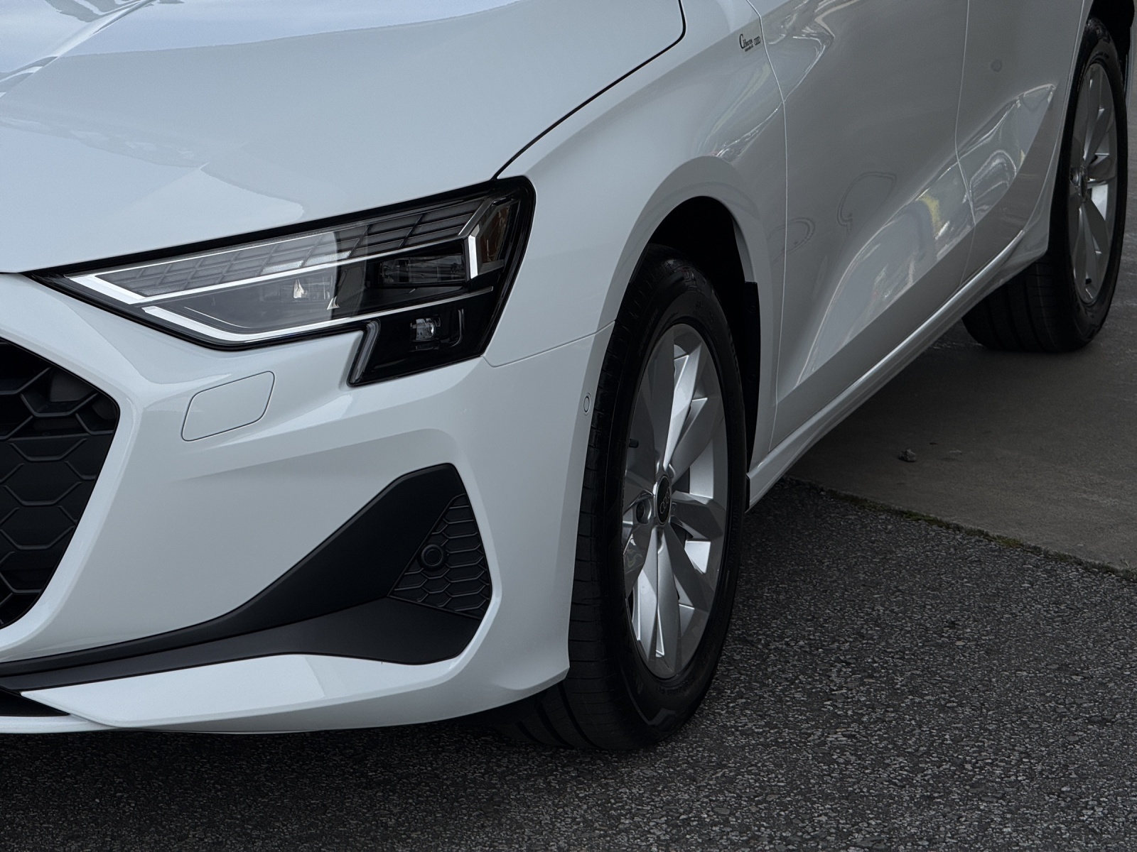 AUDI A3 Sportback TFSI 110 kW Attraction S tronic-image-16
