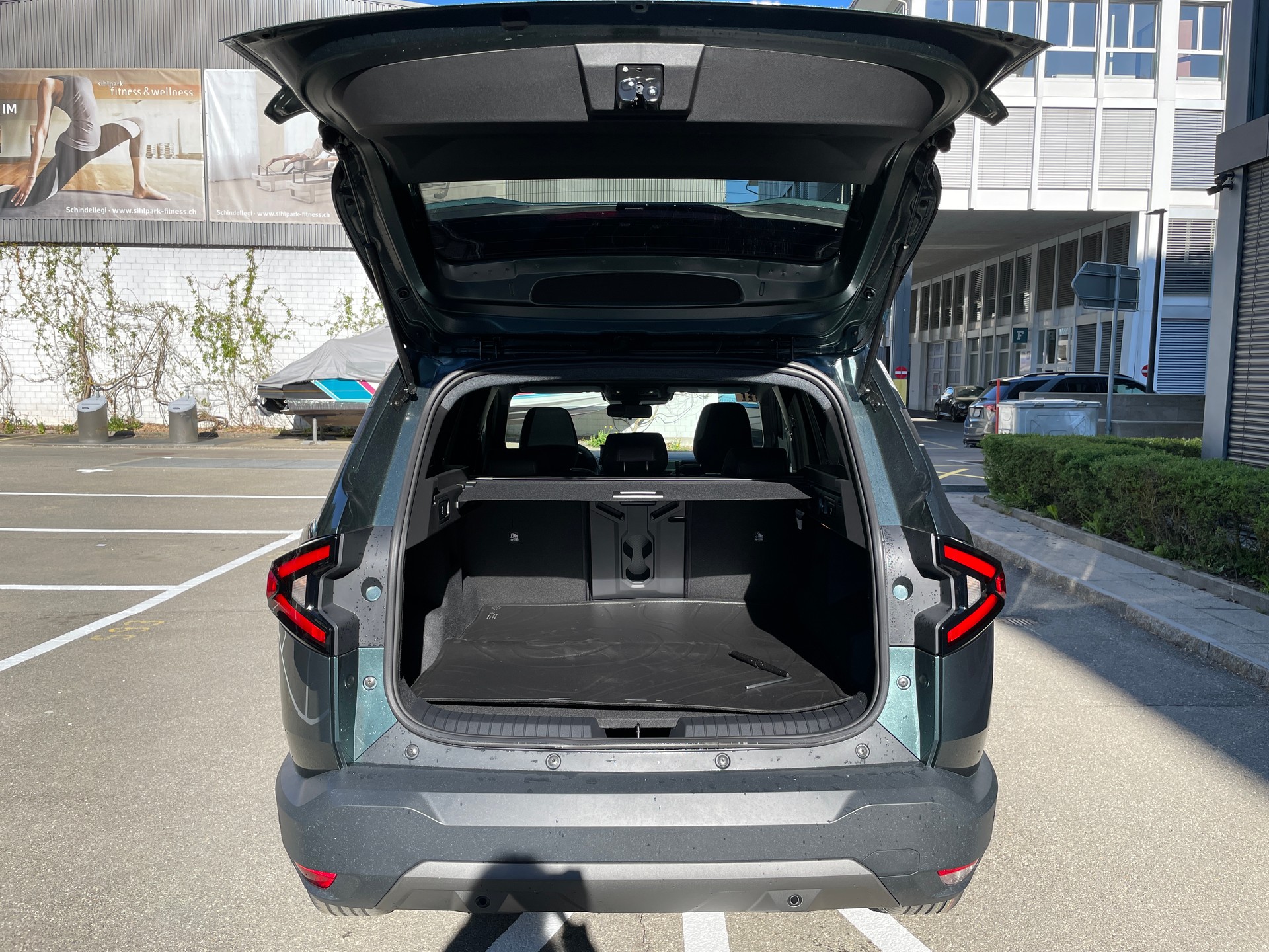 DACIA Bigster TCe 140 48V Extreme-image-3