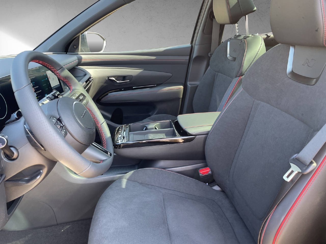 HYUNDAI Tucson 1.6 T-GDi HEV N-Line 4W Sun,MY27-image-5