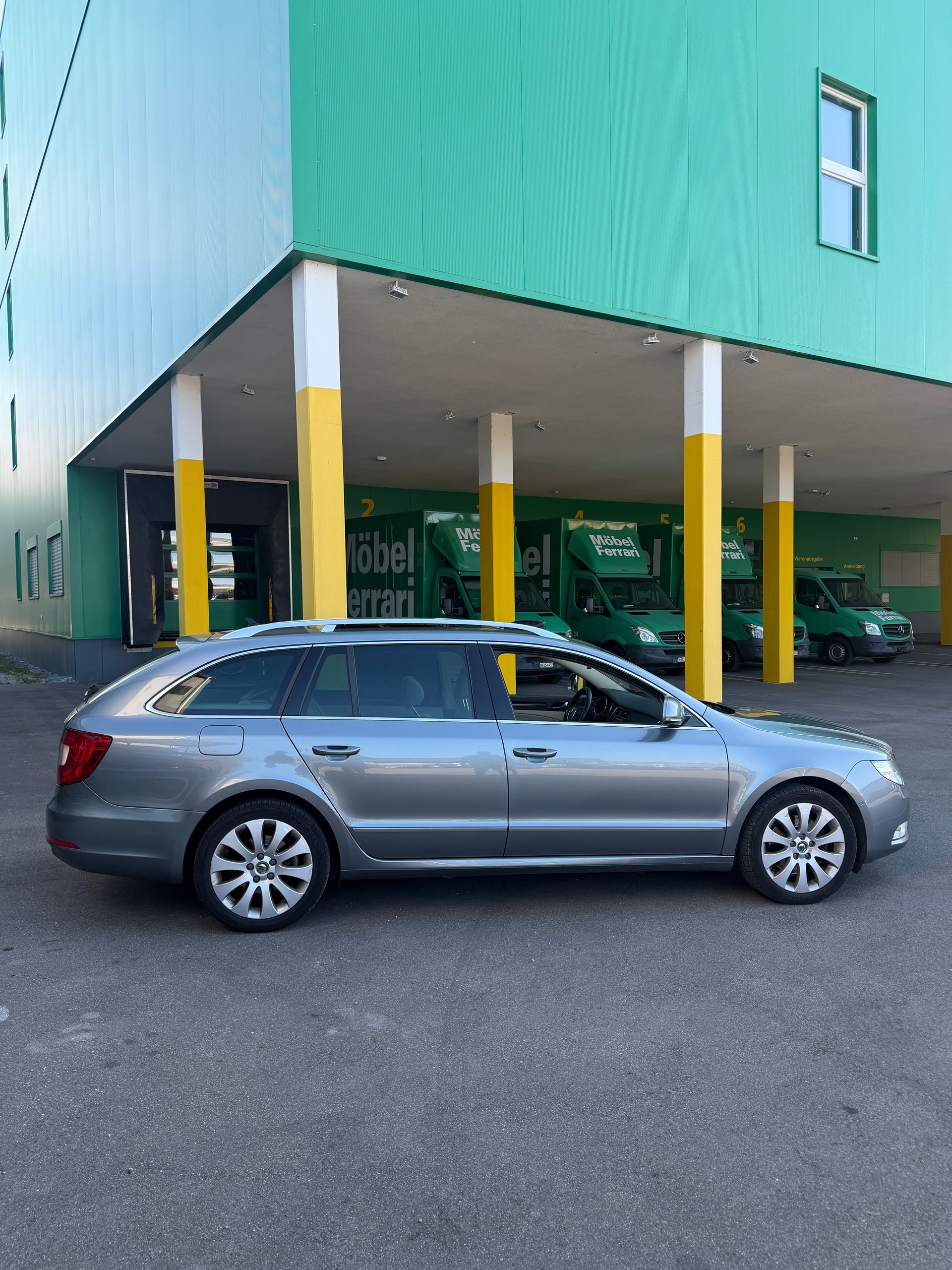 SKODA Superb Combi 2.0 TDi Elegance 4x4 DSG-image-6