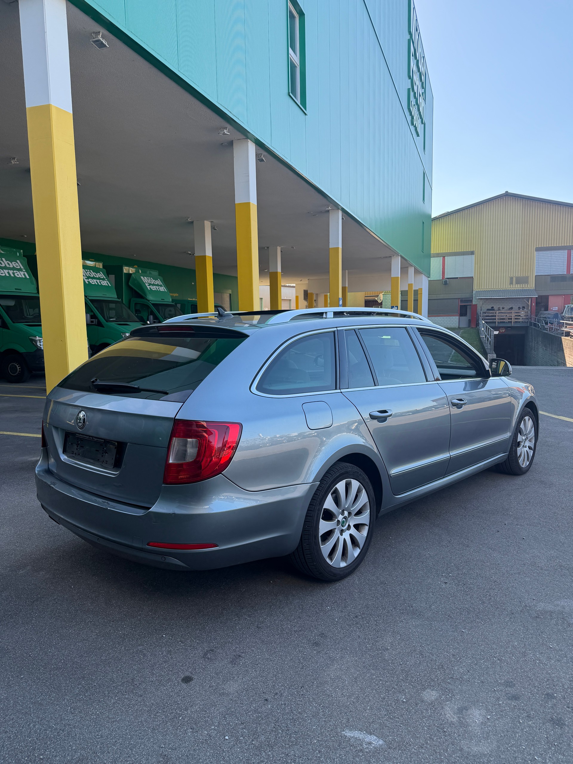 SKODA Superb Combi 2.0 TDi Elegance 4x4 DSG-image-5