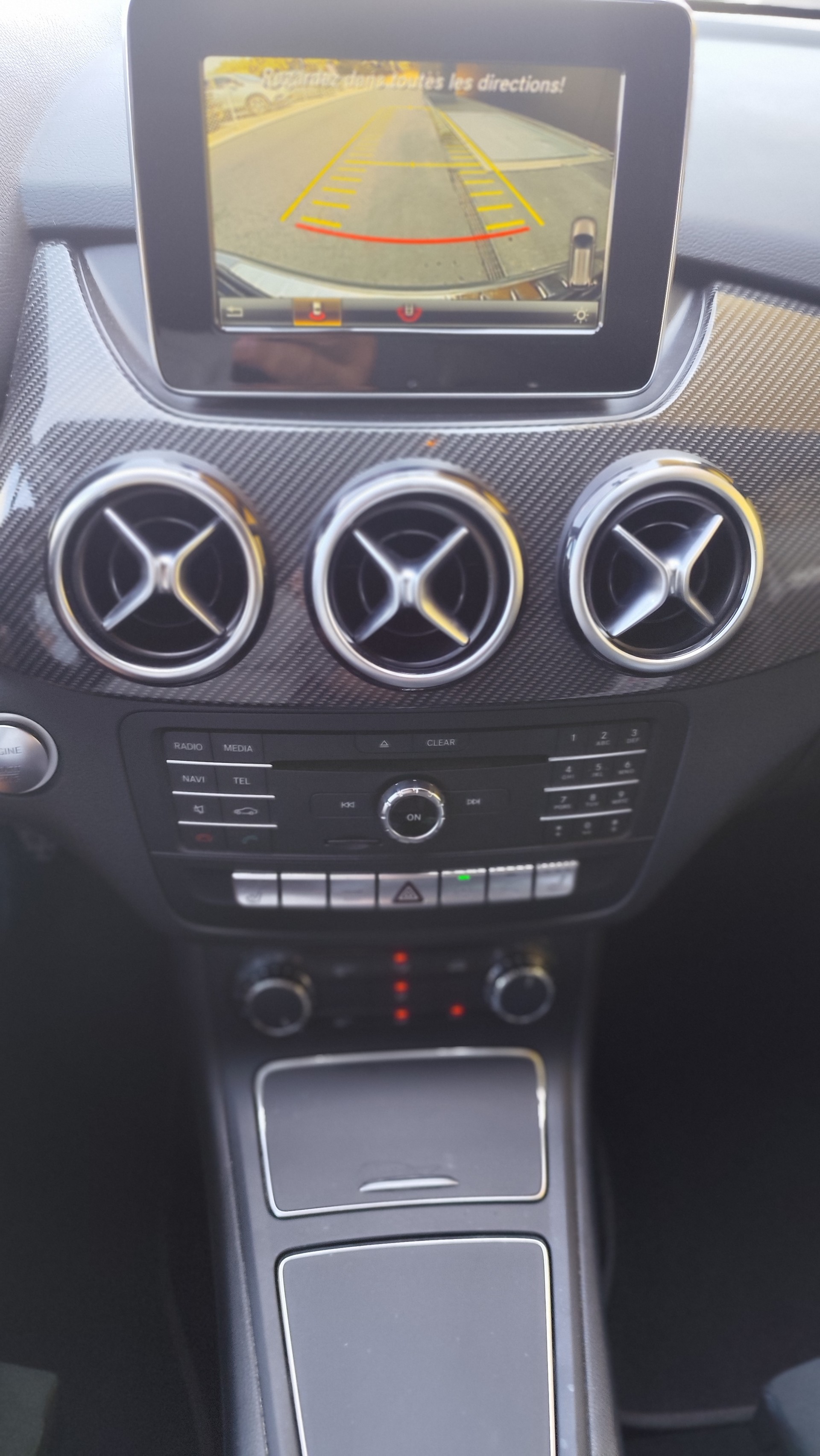 MERCEDES-BENZ B 250 AMG Line 4Matic 7G-DCT-image-13