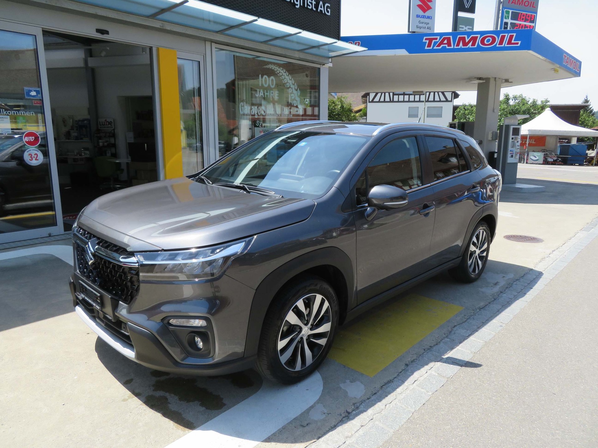 SUZUKI S-Cross 1.5 Compact Top Hybrid 4x4-image-1