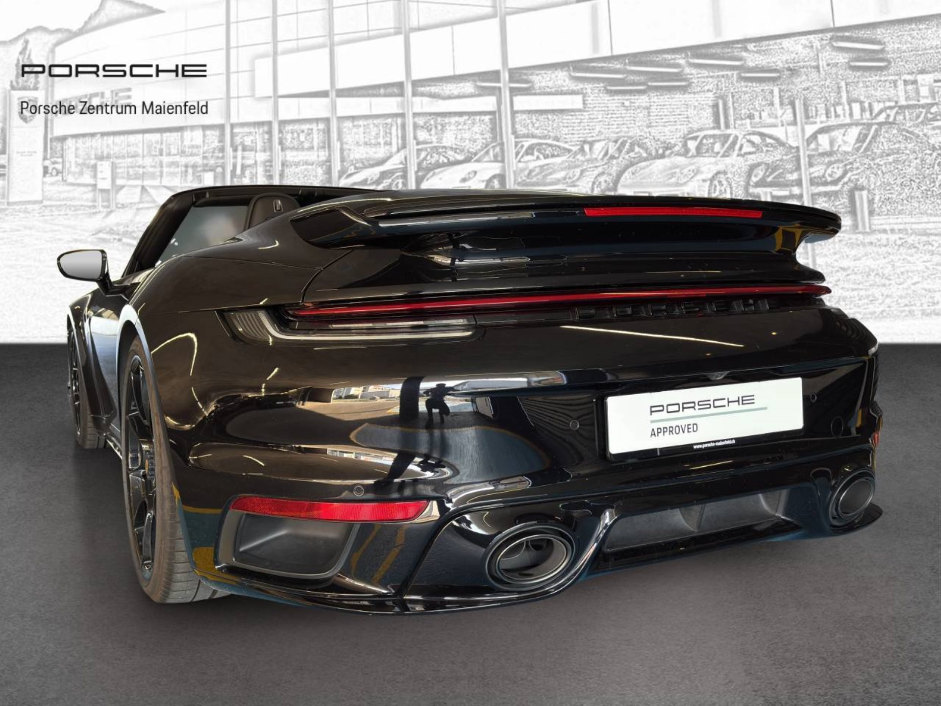 PORSCHE 911 Turbo S Cabriolet-showroom-element-2