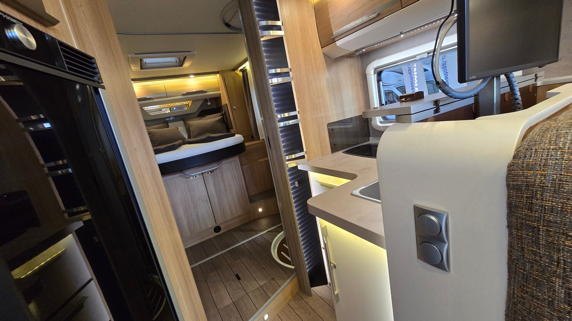 KNAUS Sky Ti 700, Fiat Ducato 2.3MJT 150PS-image-10