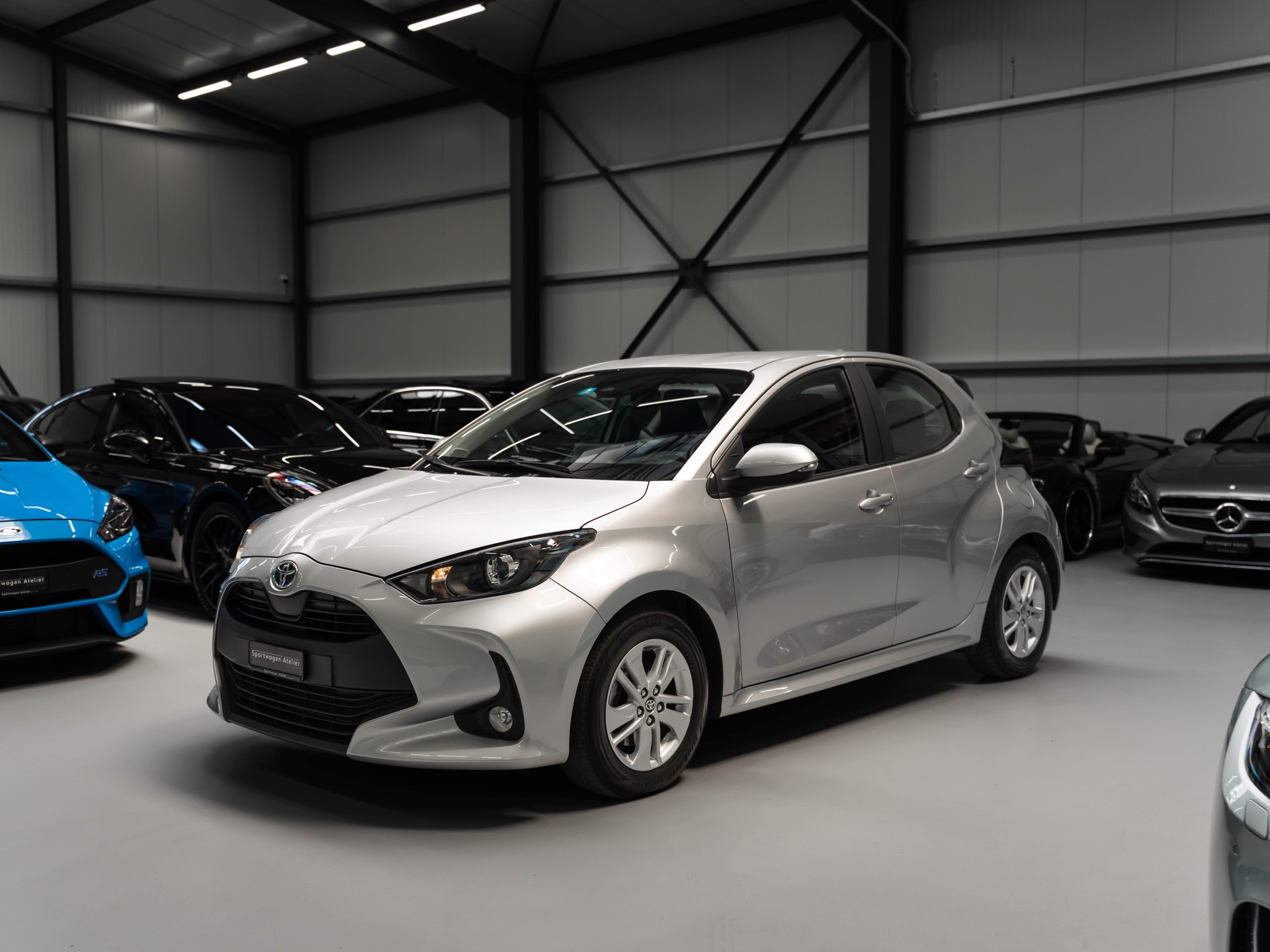 TOYOTA Yaris 1.5 Comfort e-CVT-image-0