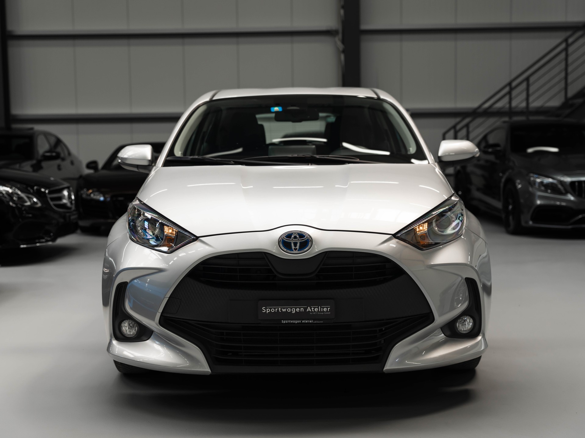 TOYOTA Yaris 1.5 Comfort e-CVT-image-5