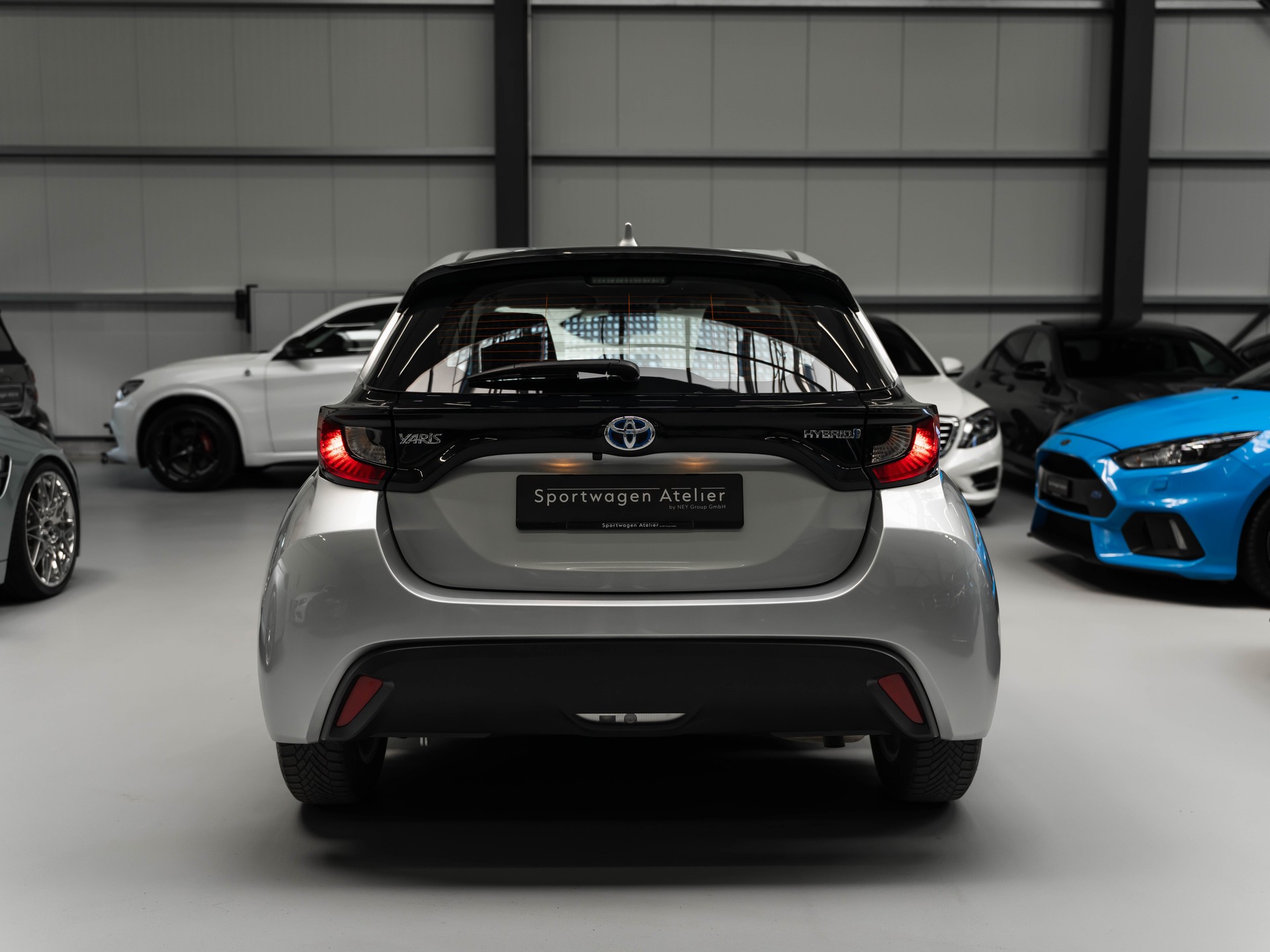 TOYOTA Yaris 1.5 Comfort e-CVT-image-2