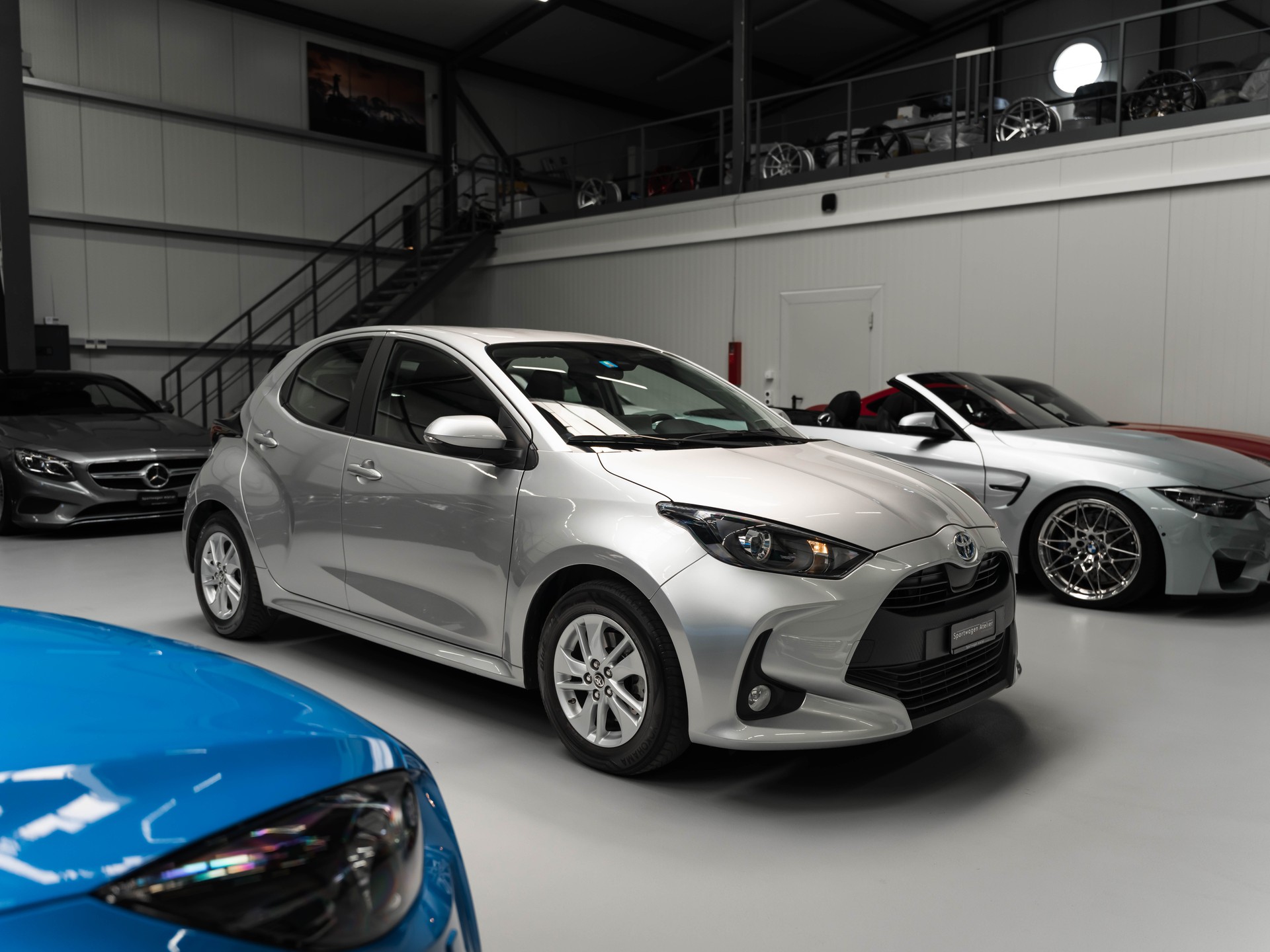 TOYOTA Yaris 1.5 Comfort e-CVT-image-4