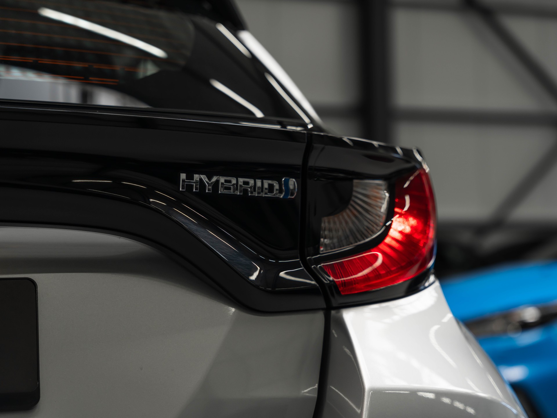 TOYOTA Yaris 1.5 Comfort e-CVT-image-16