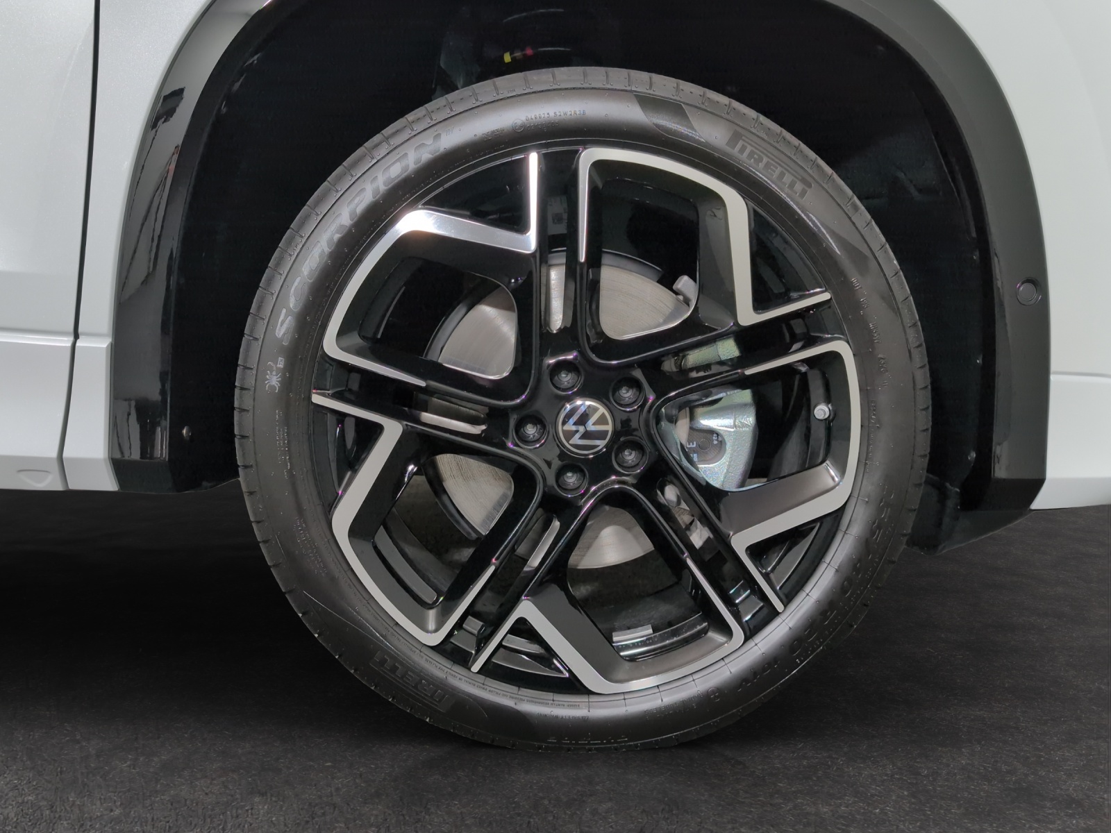VW Tayron 2.0 TDI SCR R-Line 4Motion DSG-image-4