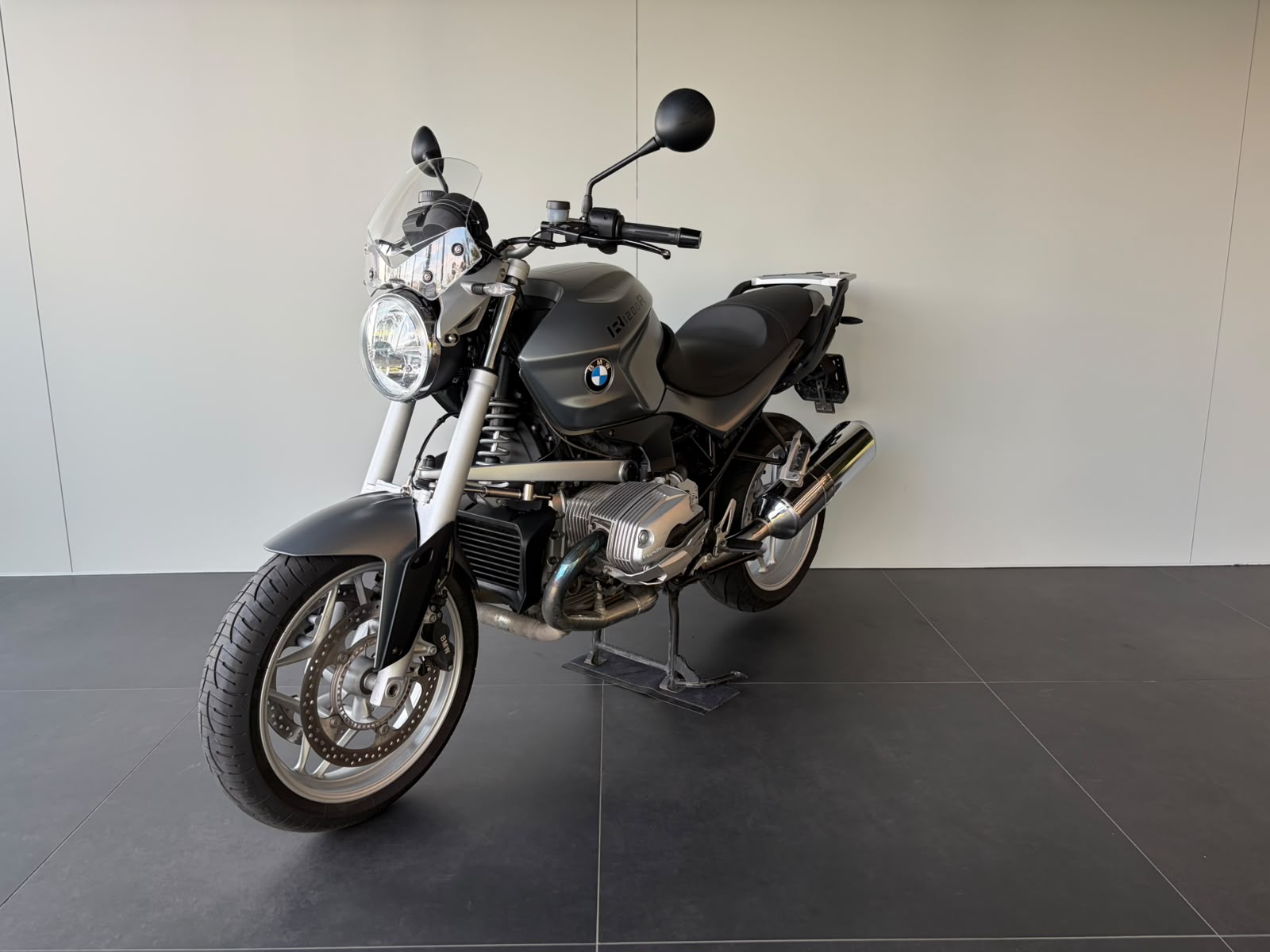 BMW R 1200 R-showroom-element-1