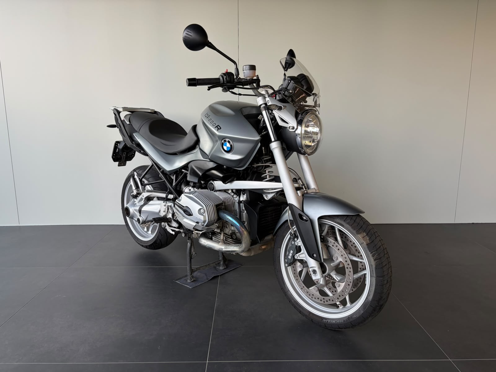 BMW R 1200 R-showroom-element-2