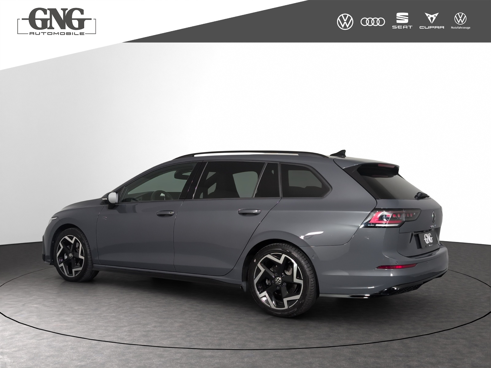 VW Golf Variant 2.0 TSI R-Line DSG 4 Motion-image-1
