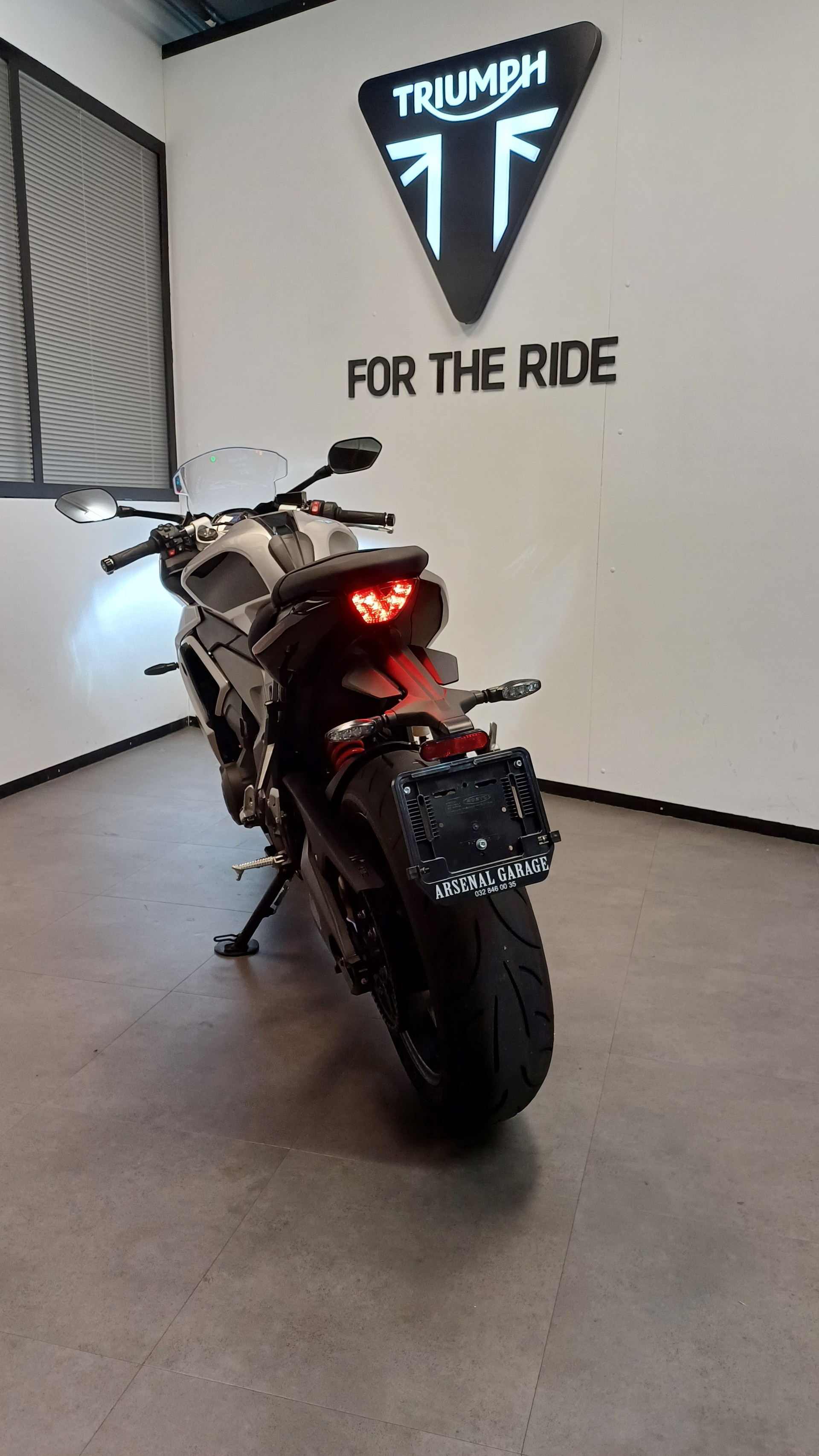 TRIUMPH Daytona 660 35KW-image-6
