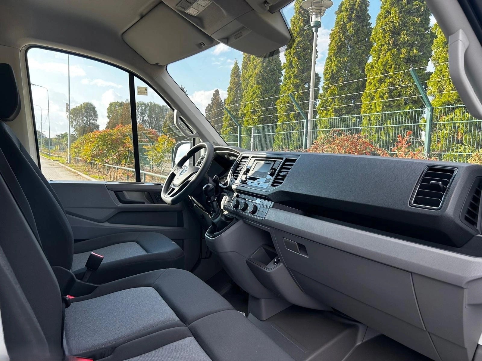 VW Crafter 35 2.0 TDI L4 HD Blache-image-9