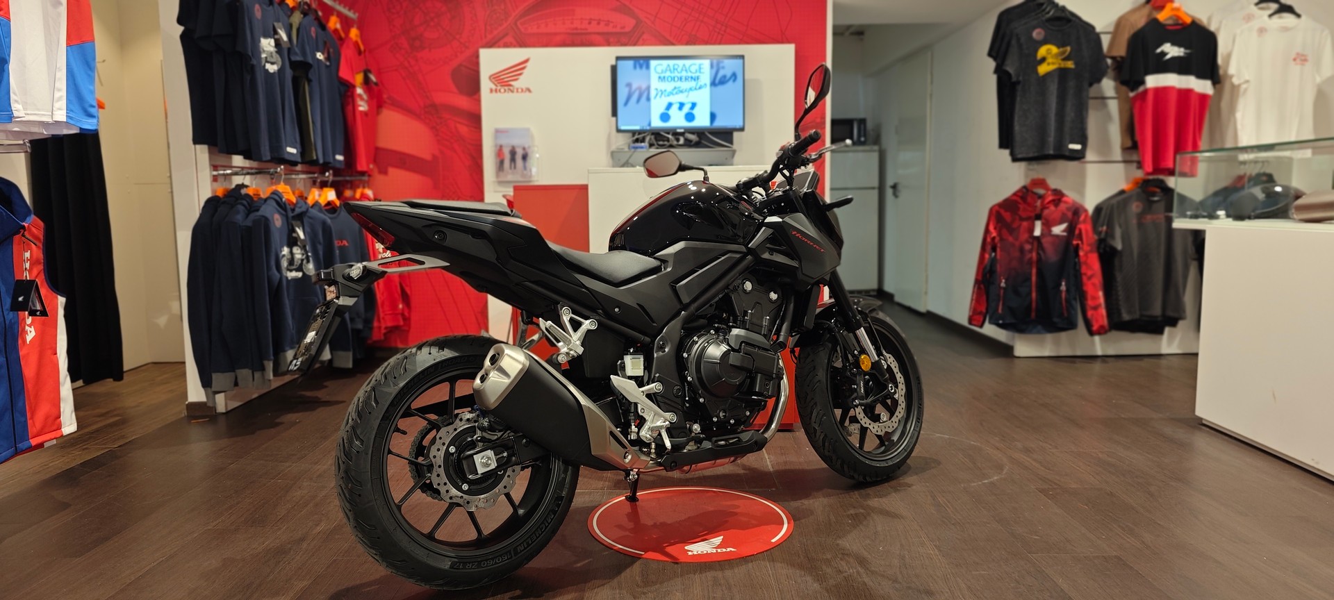 HONDA CB 500 Hornet E-Clutch-showroom-element-3