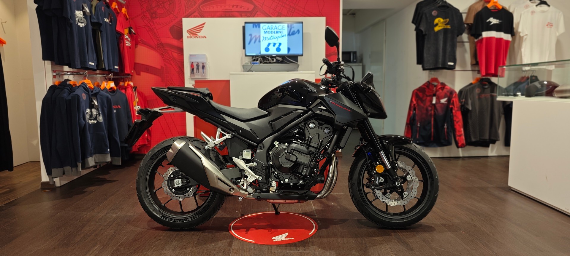 HONDA CB 500 Hornet E-Clutch-showroom-element-1
