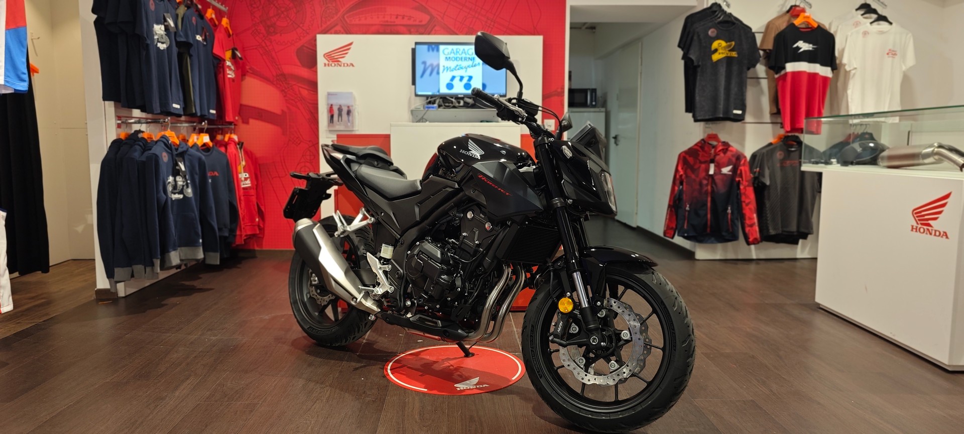 HONDA CB 500 Hornet E-Clutch