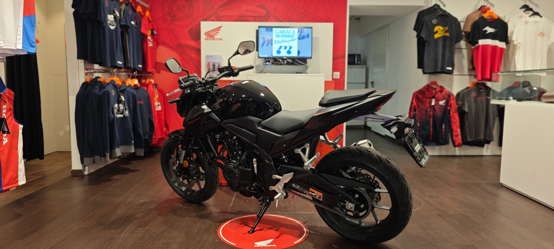HONDA CB 500 Hornet E-Clutch-image-4