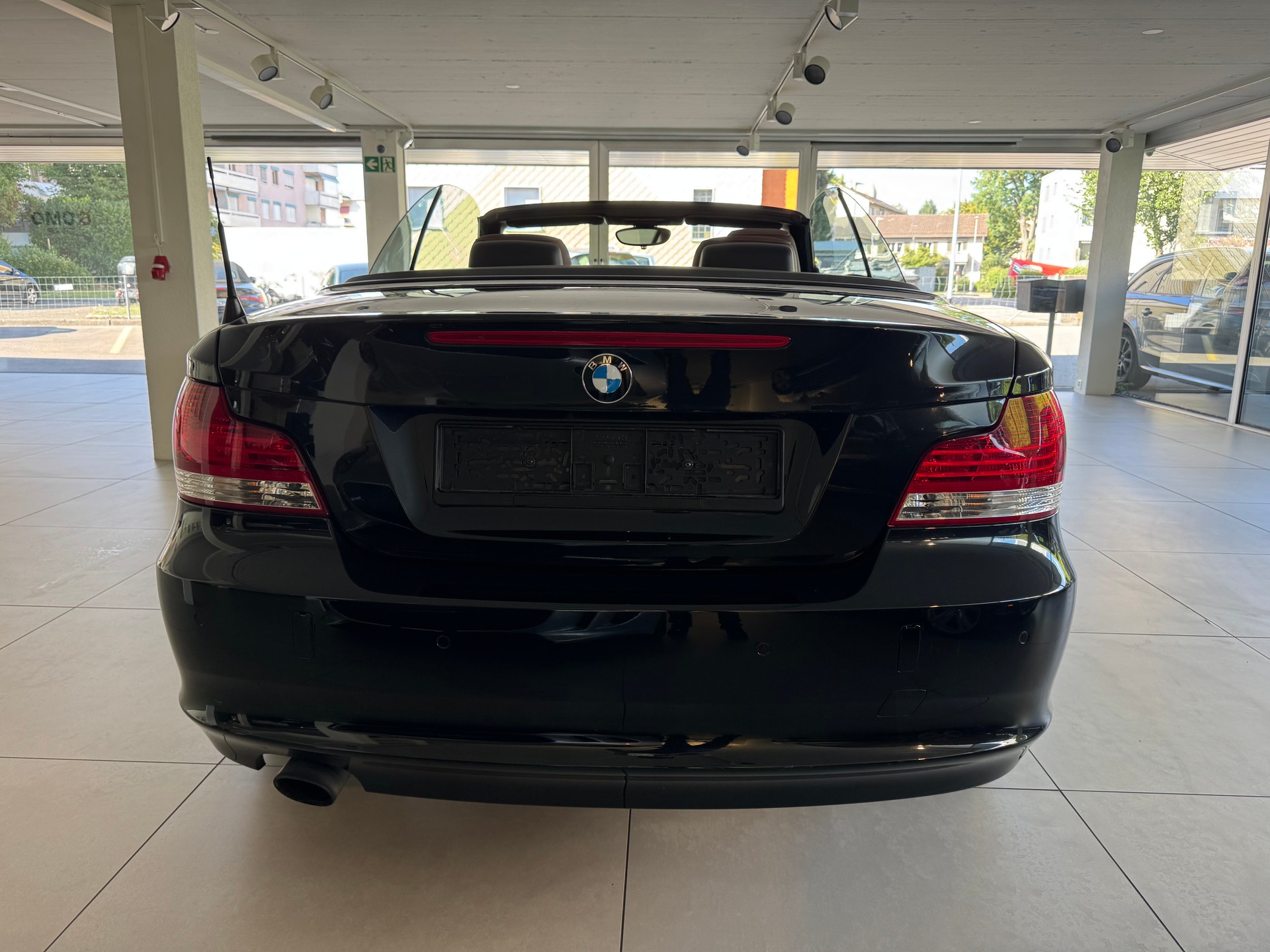 BMW 120i Cabrio Steptronic-image-14