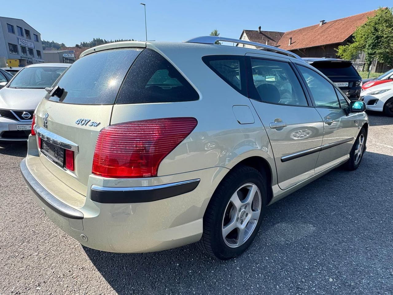 PEUGEOT 407 SW 2.0 HDI ST Executive-image-4