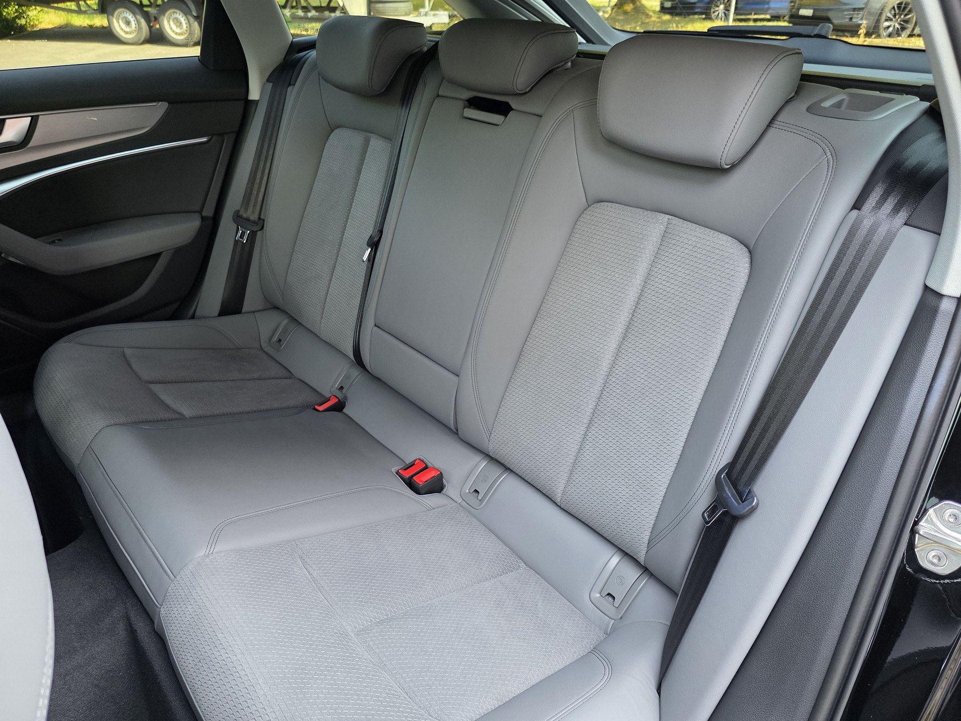 AUDI S6 Avant 3.0 TDI quattro tiptronic-image-13