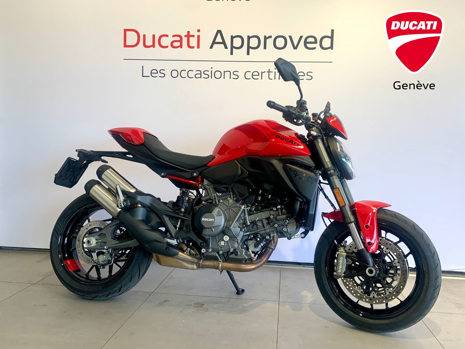 DUCATI Monster+ 890