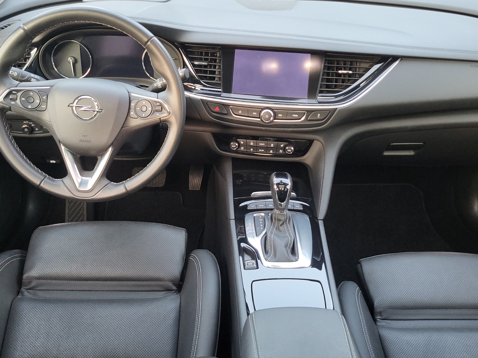 OPEL Insignia Sports Tourer 1.6 T Excellence-image-13