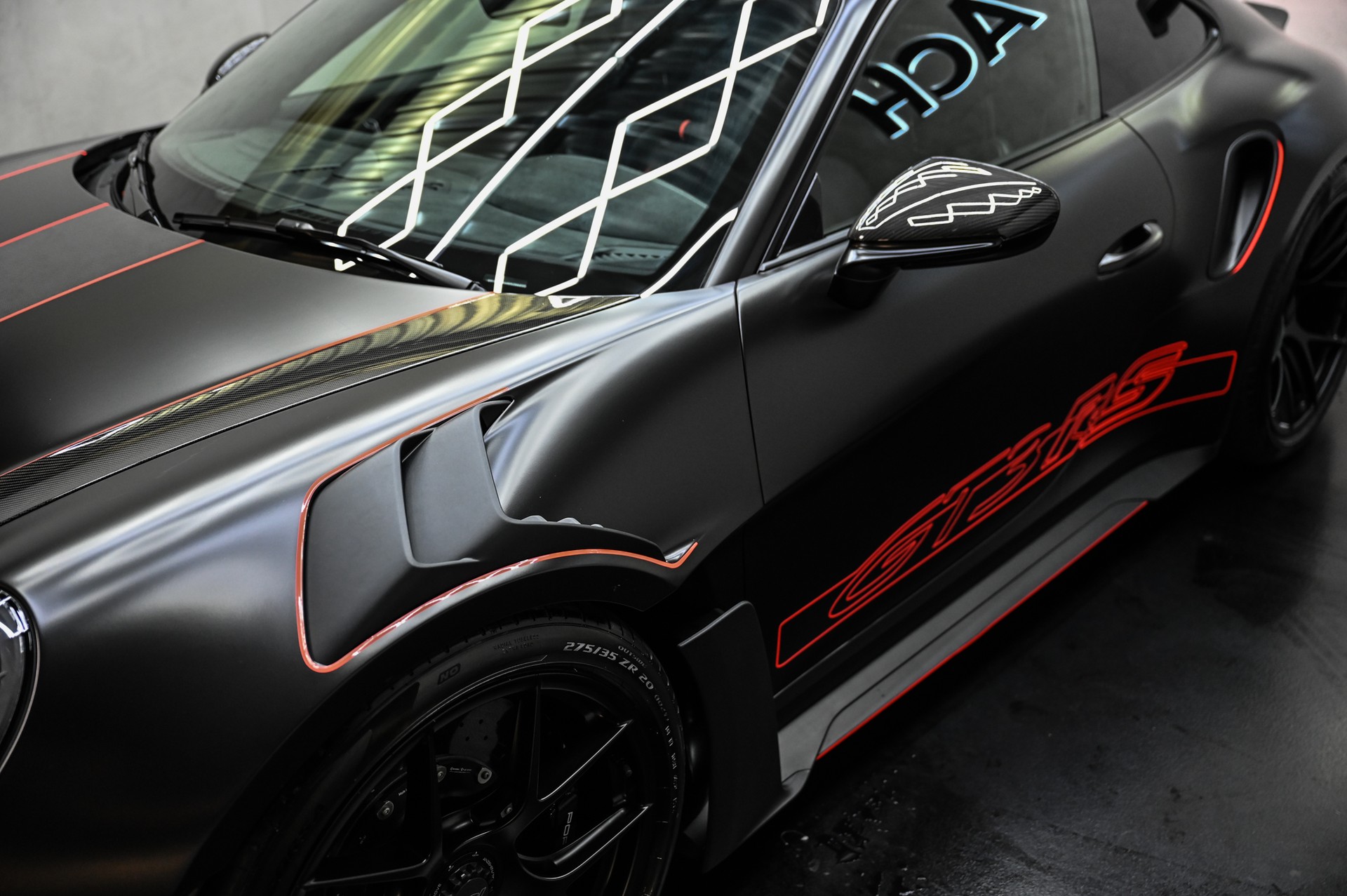 PORSCHE 911 GT3 RS PDK Weissach-Paket-image-16