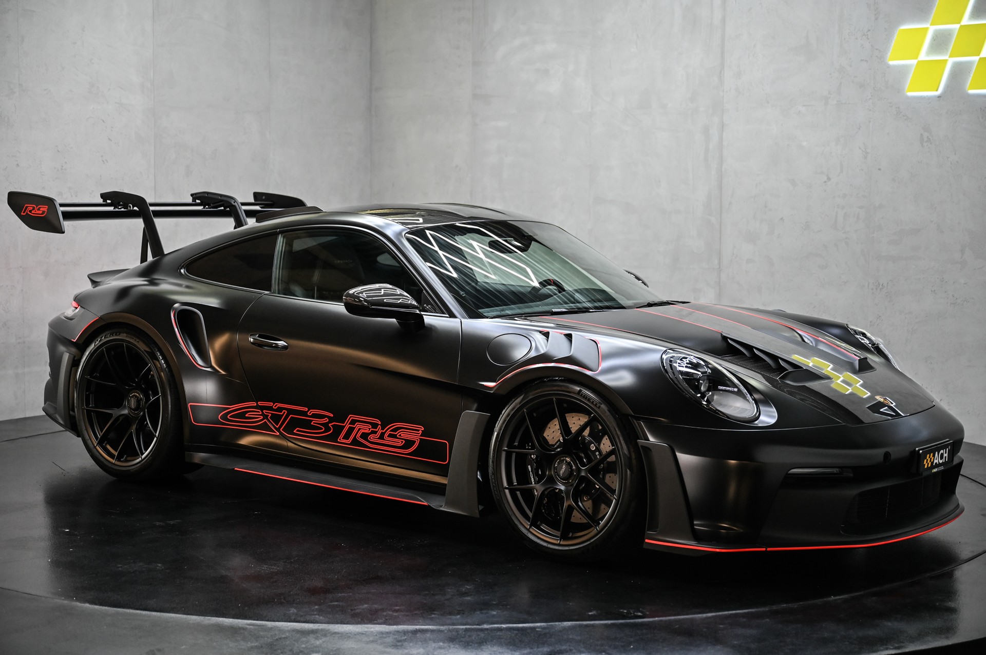 PORSCHE 911 GT3 RS PDK Weissach-Paket-image-11