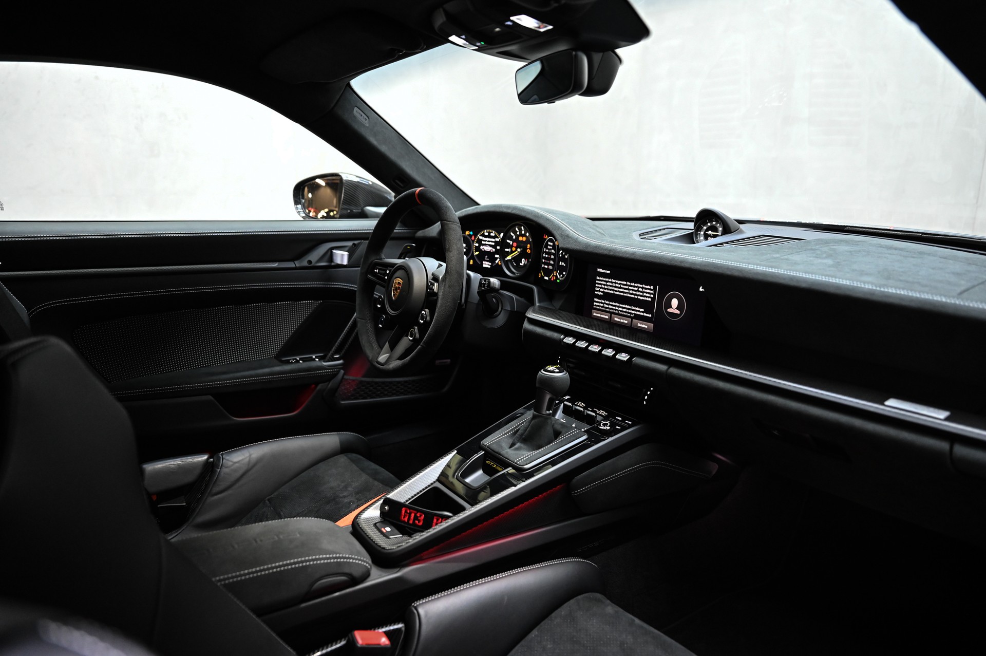 PORSCHE 911 GT3 RS PDK Weissach-Paket-image-38