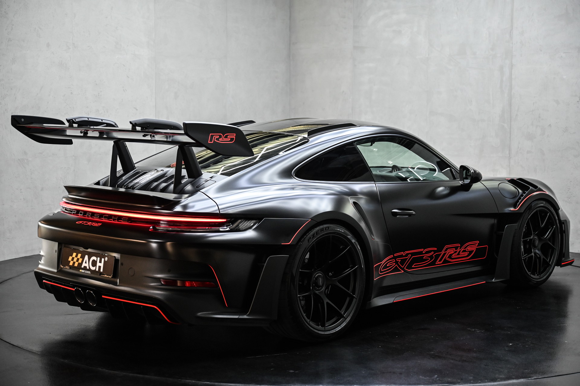 PORSCHE 911 GT3 RS PDK Weissach-Paket-image-5