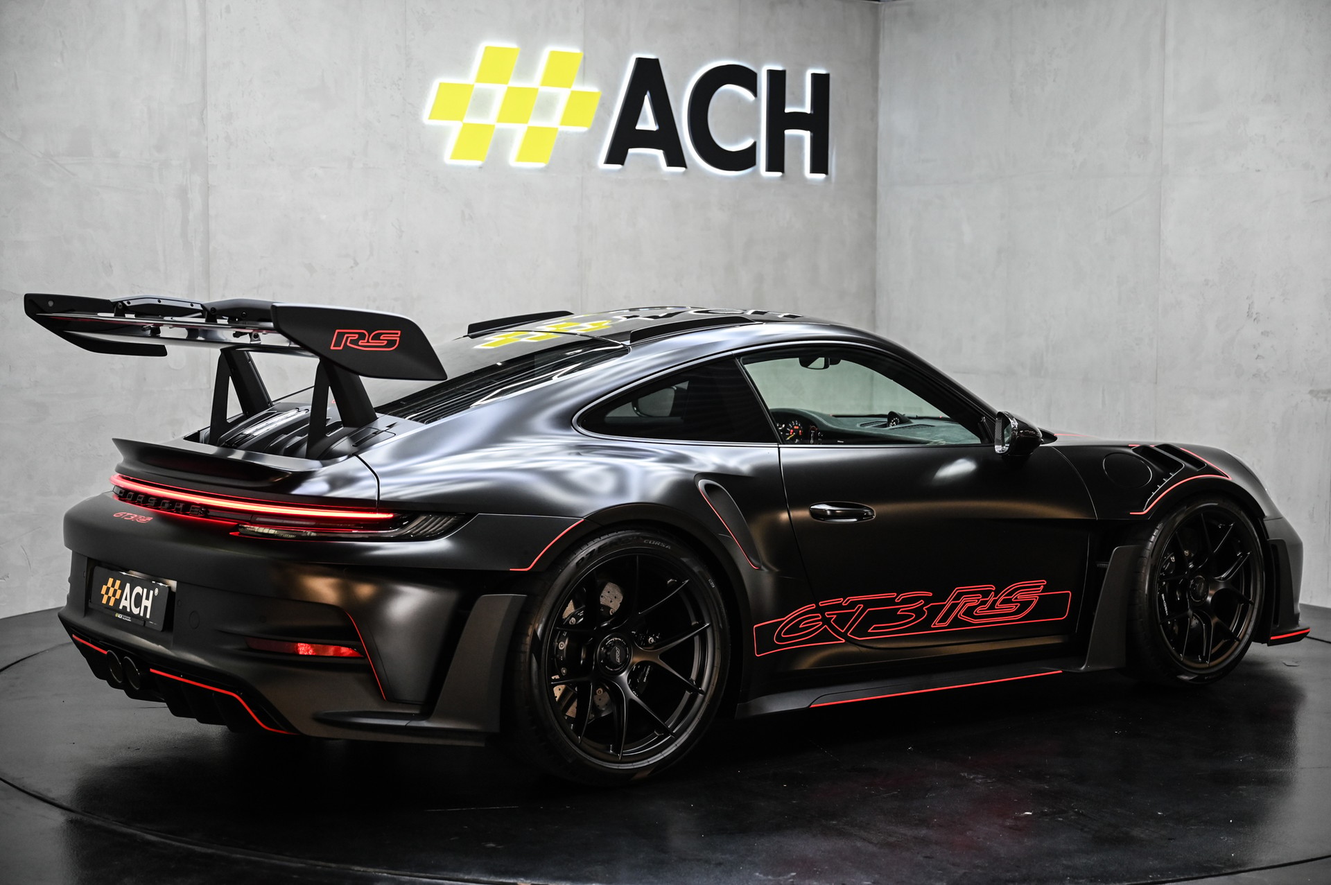 PORSCHE 911 GT3 RS PDK Weissach-Paket-image-13