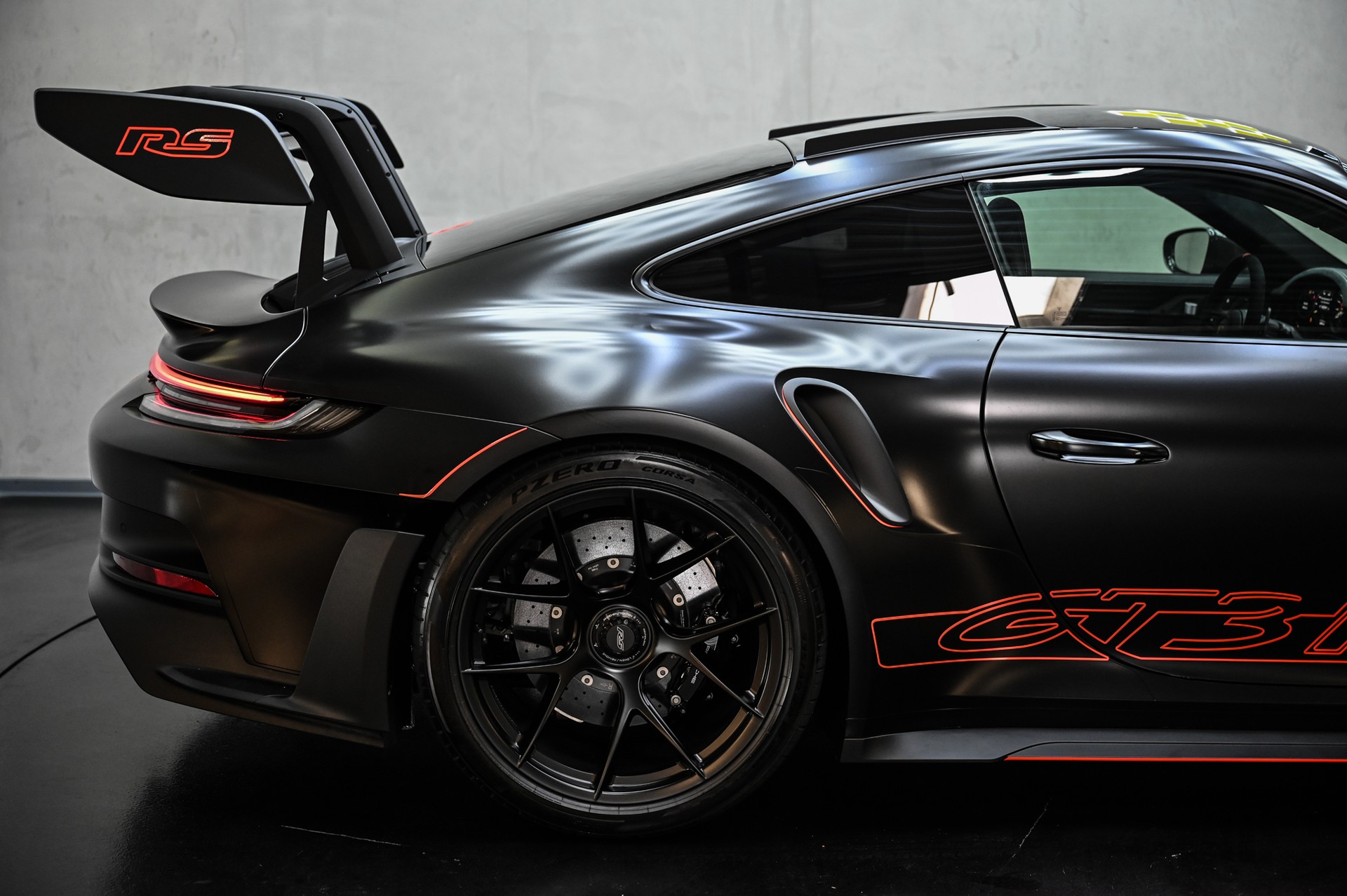 PORSCHE 911 GT3 RS PDK Weissach-Paket-image-14
