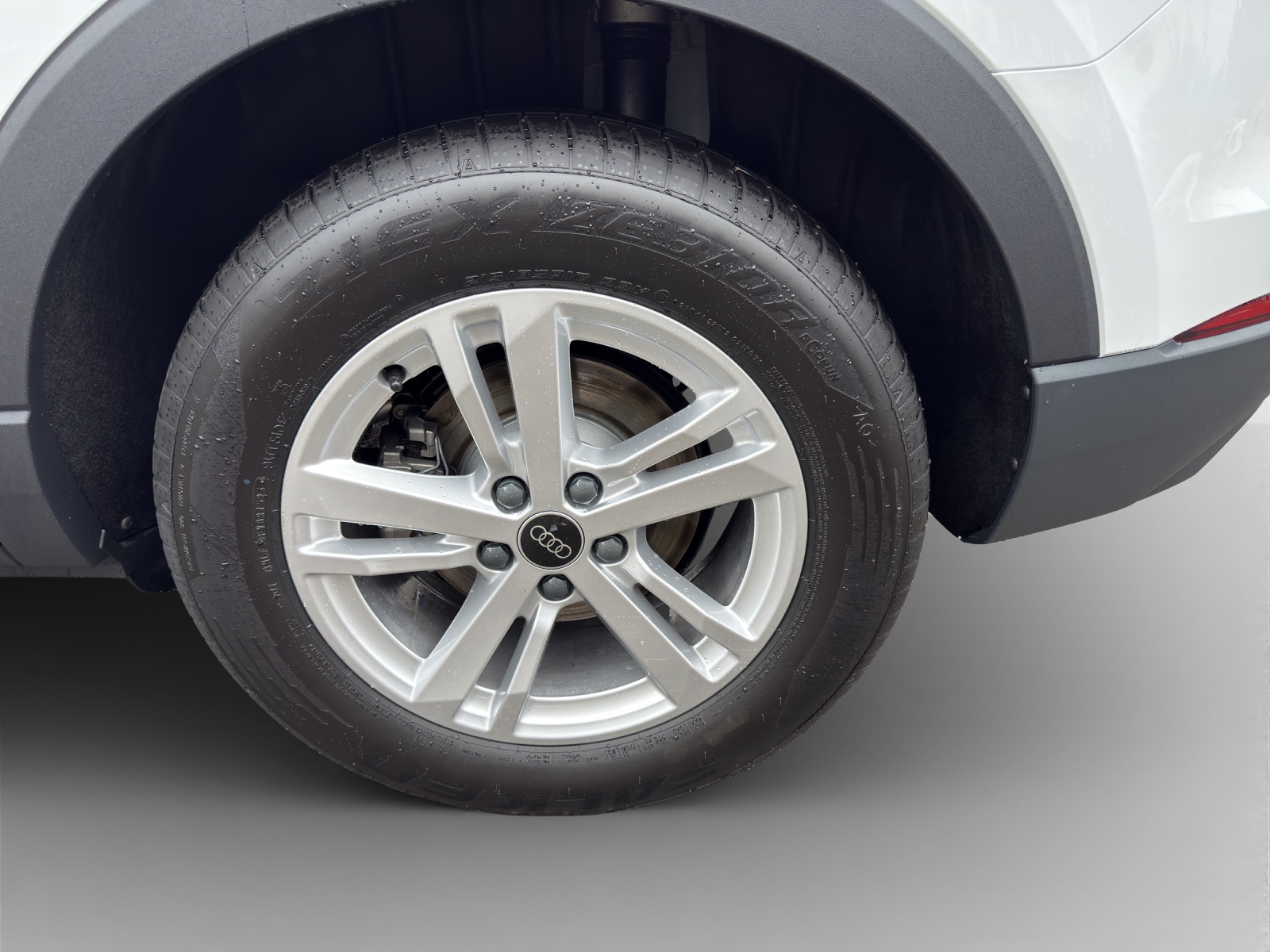 AUDI Q3 35 TFSI Attraction S-tronic-image-15