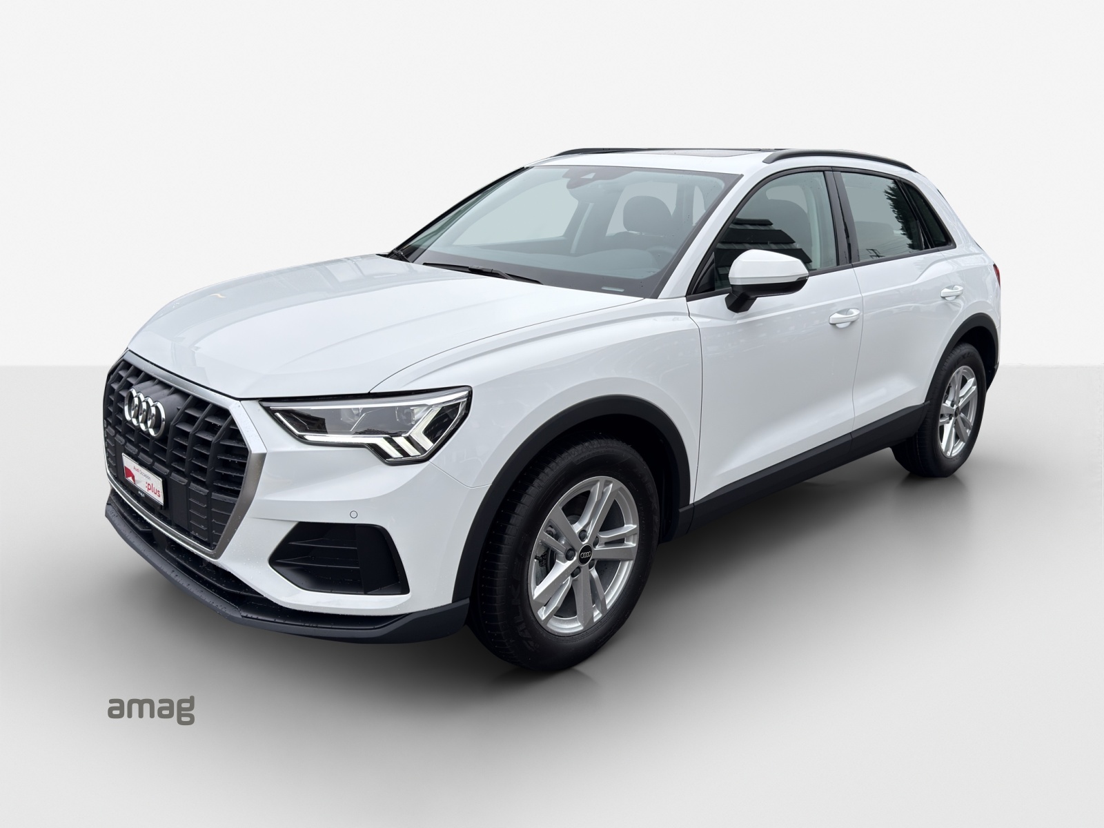 AUDI Q3 35 TFSI Attraction S-tronic-image-0