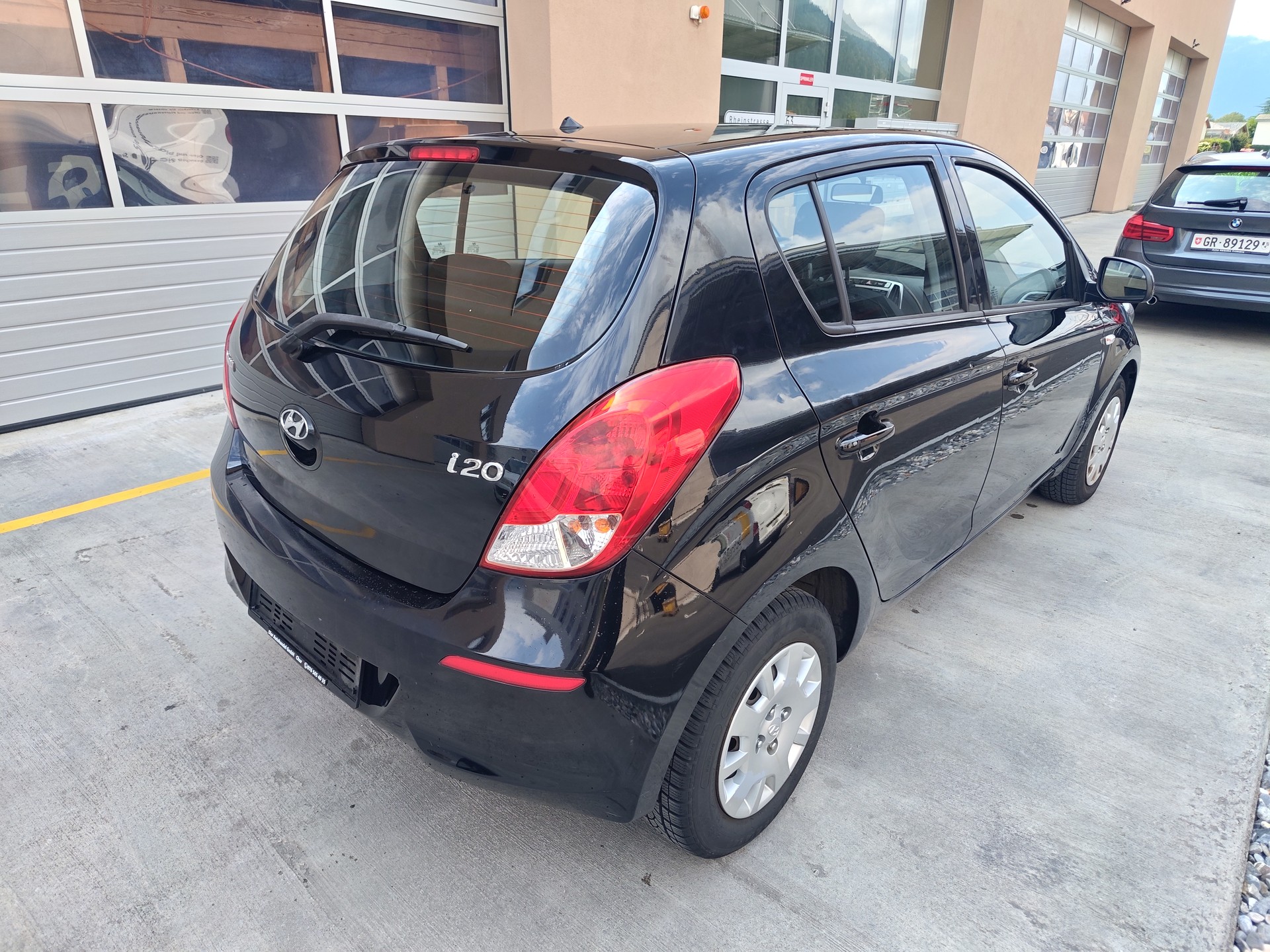 HYUNDAI i20 1.2 Comfort-image-4