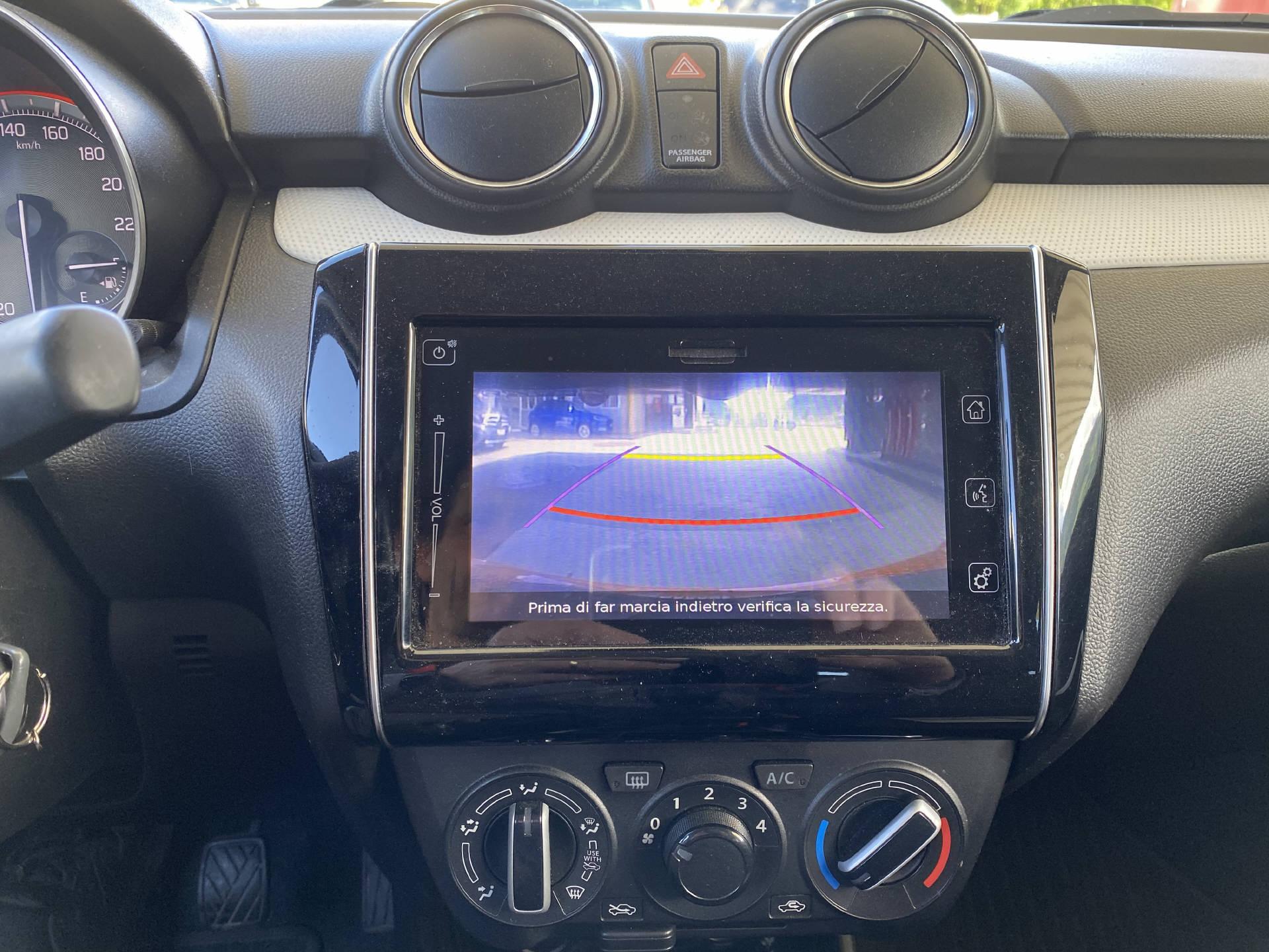 SUZUKI Swift 1.2 Compact+ Hybrid 4x4-image-9